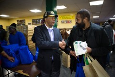 Barry gives away 2,000 turkeys but won’t say who paid for them