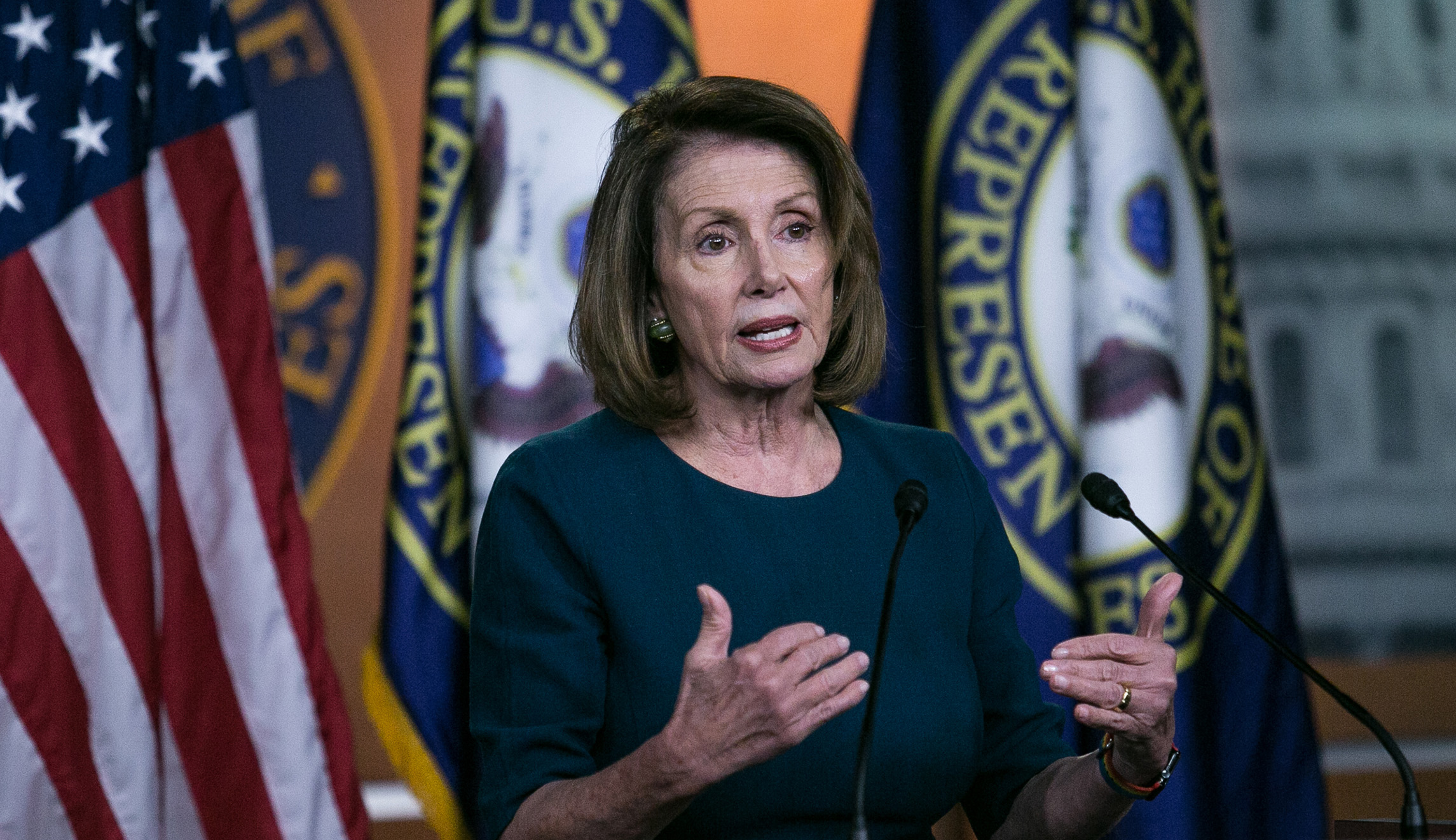 Nancy Pelosi calls for commission on gun violence after Las Vegas shooting