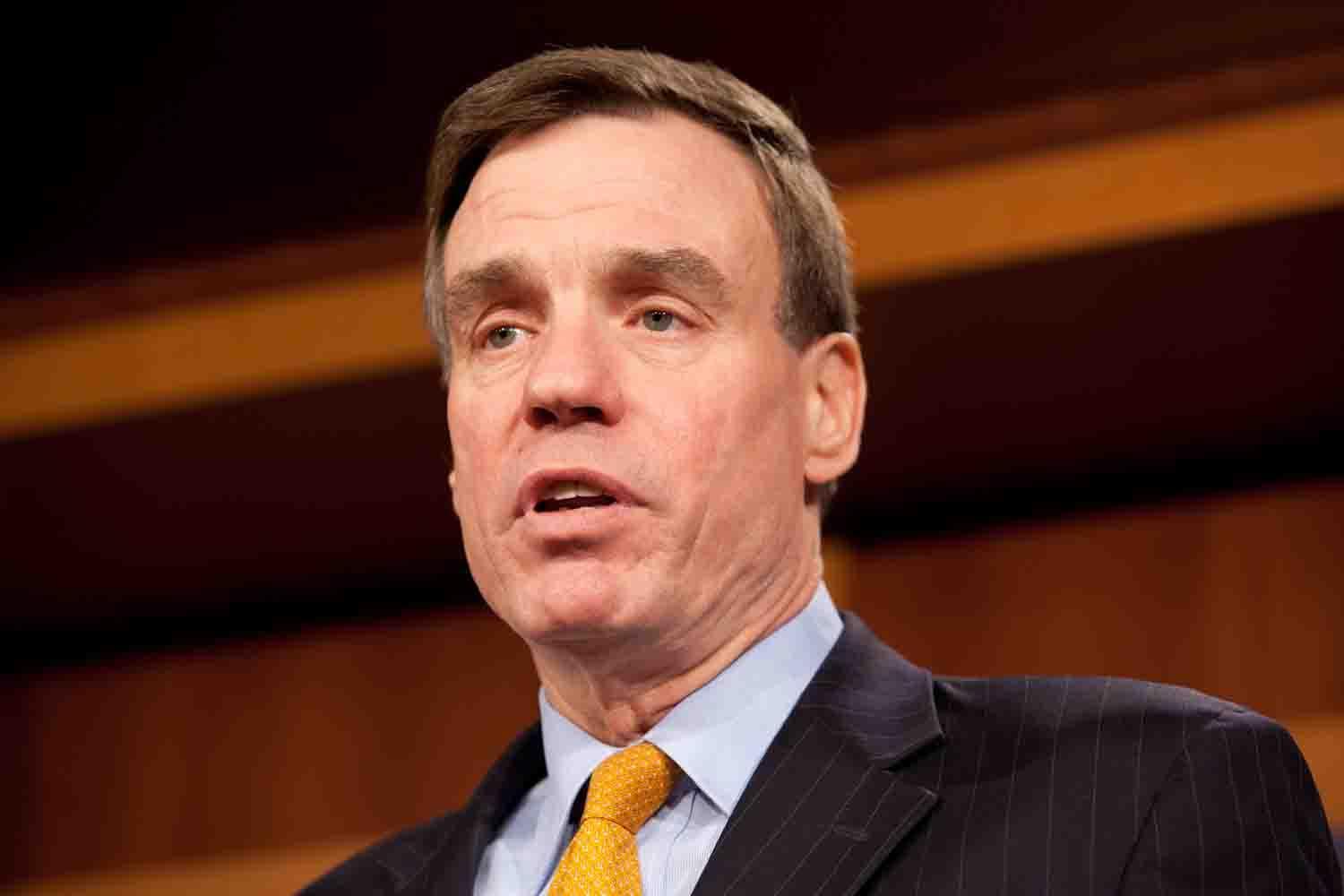 Sen. Mark Warner off to India to talk business