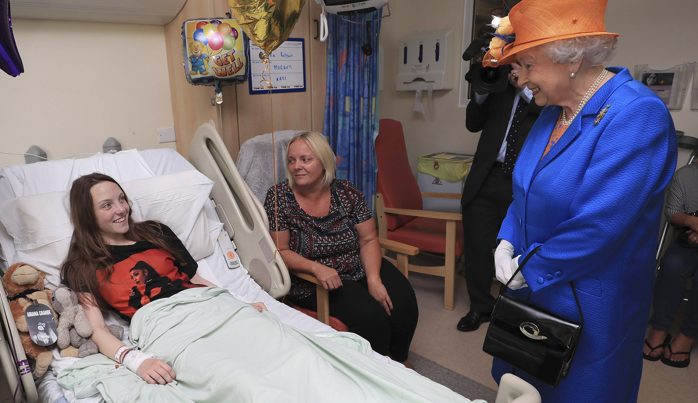 Watch: Queen Elizabeth II meets with survivors of Manchester bombing