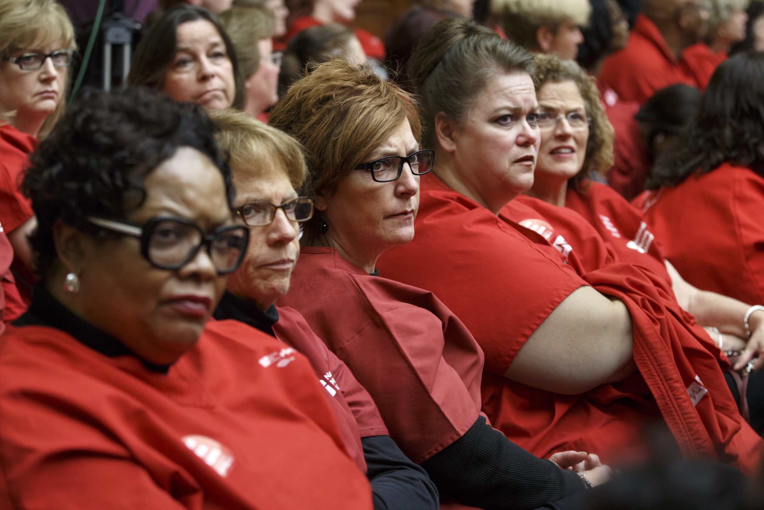 Nurses need better standards for Ebola protection, union tells Congress