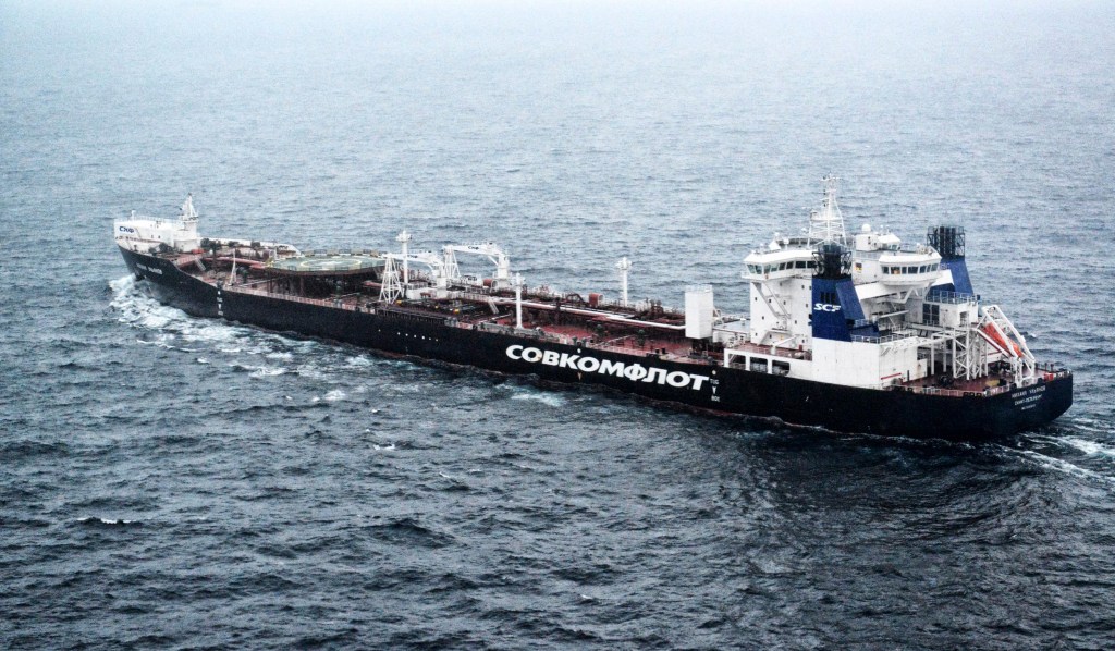 Greenpeace ship to confront Russian Arctic tanker