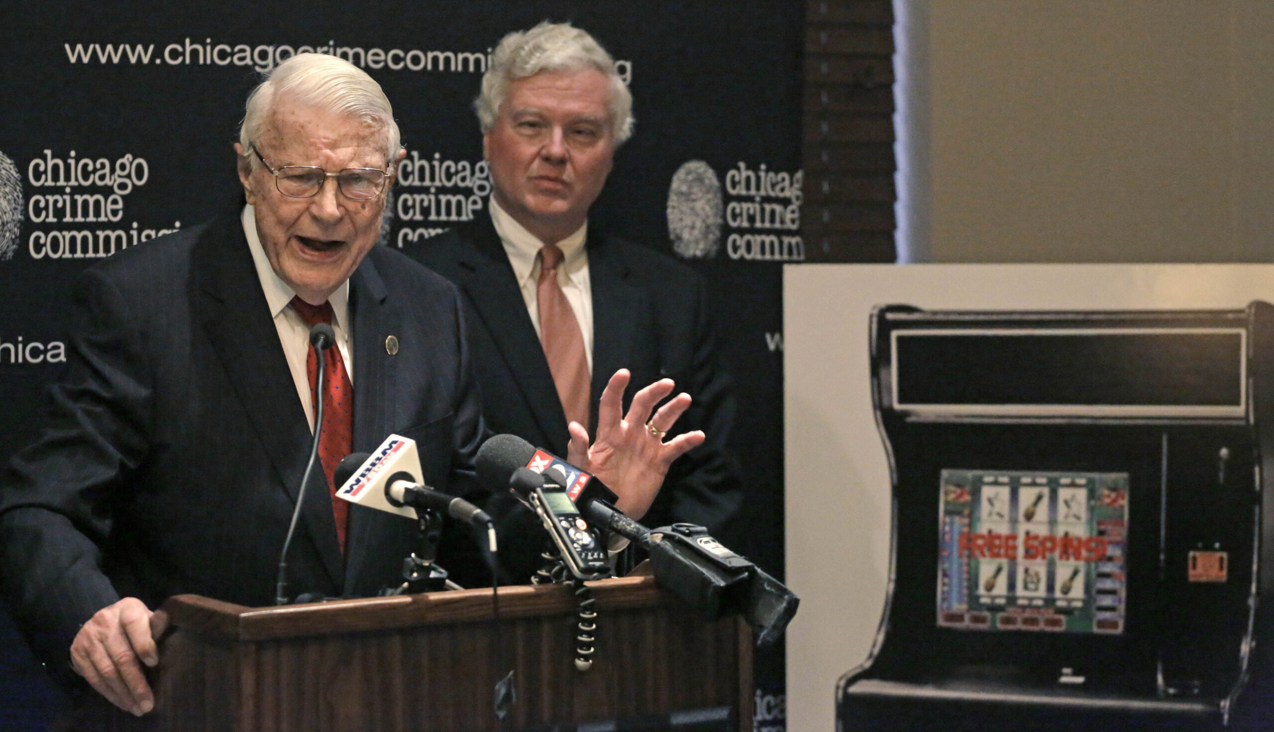 Commission: Illinois could become ‘sucker state’