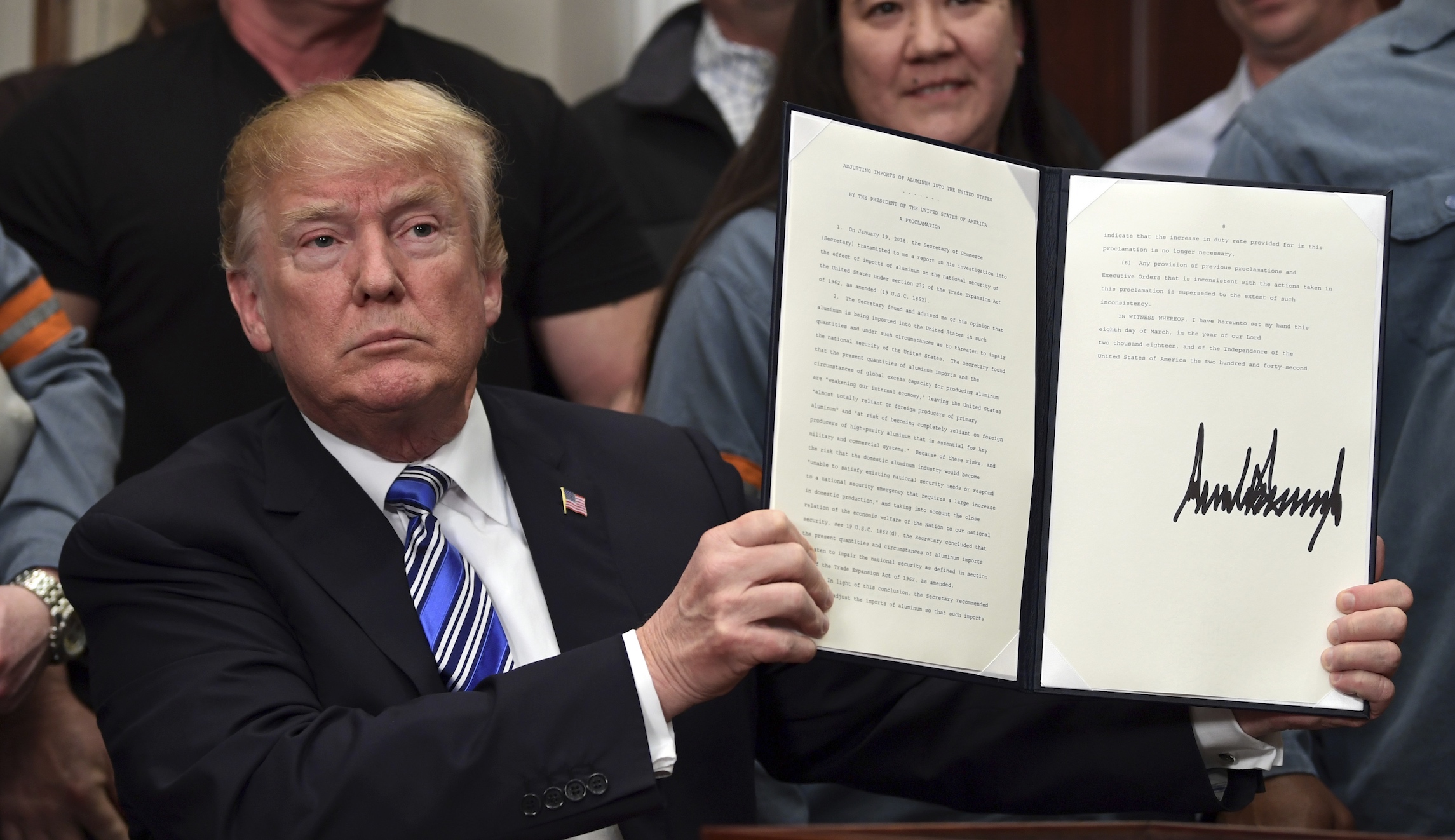 Trump revives Republican protectionism on trade