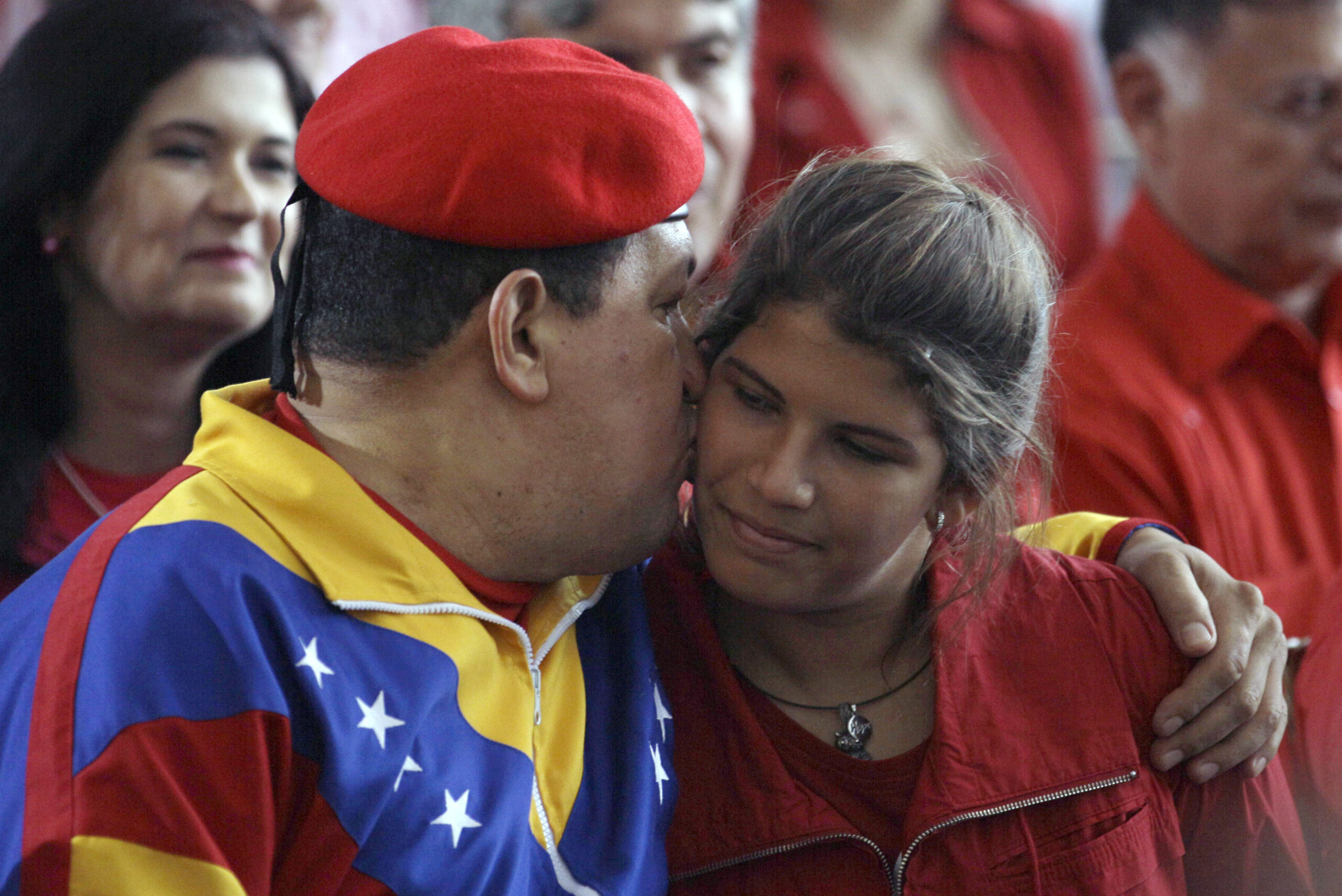 Chavez rallies thousands launching re-election bid