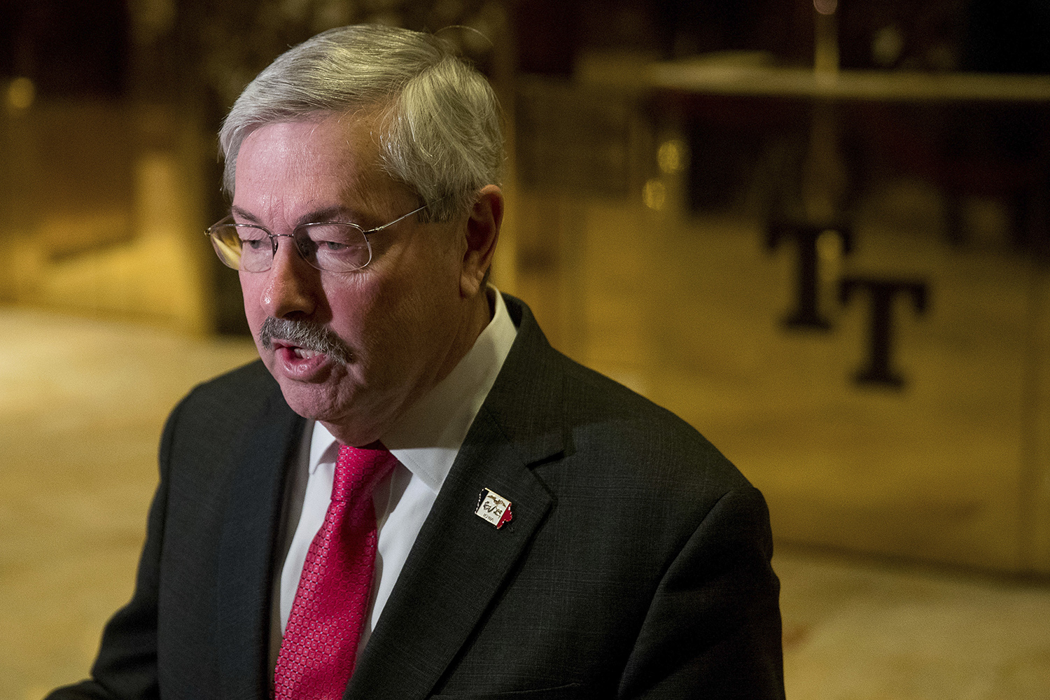 Trump’s nominee to be ambassador to China advances in Senate