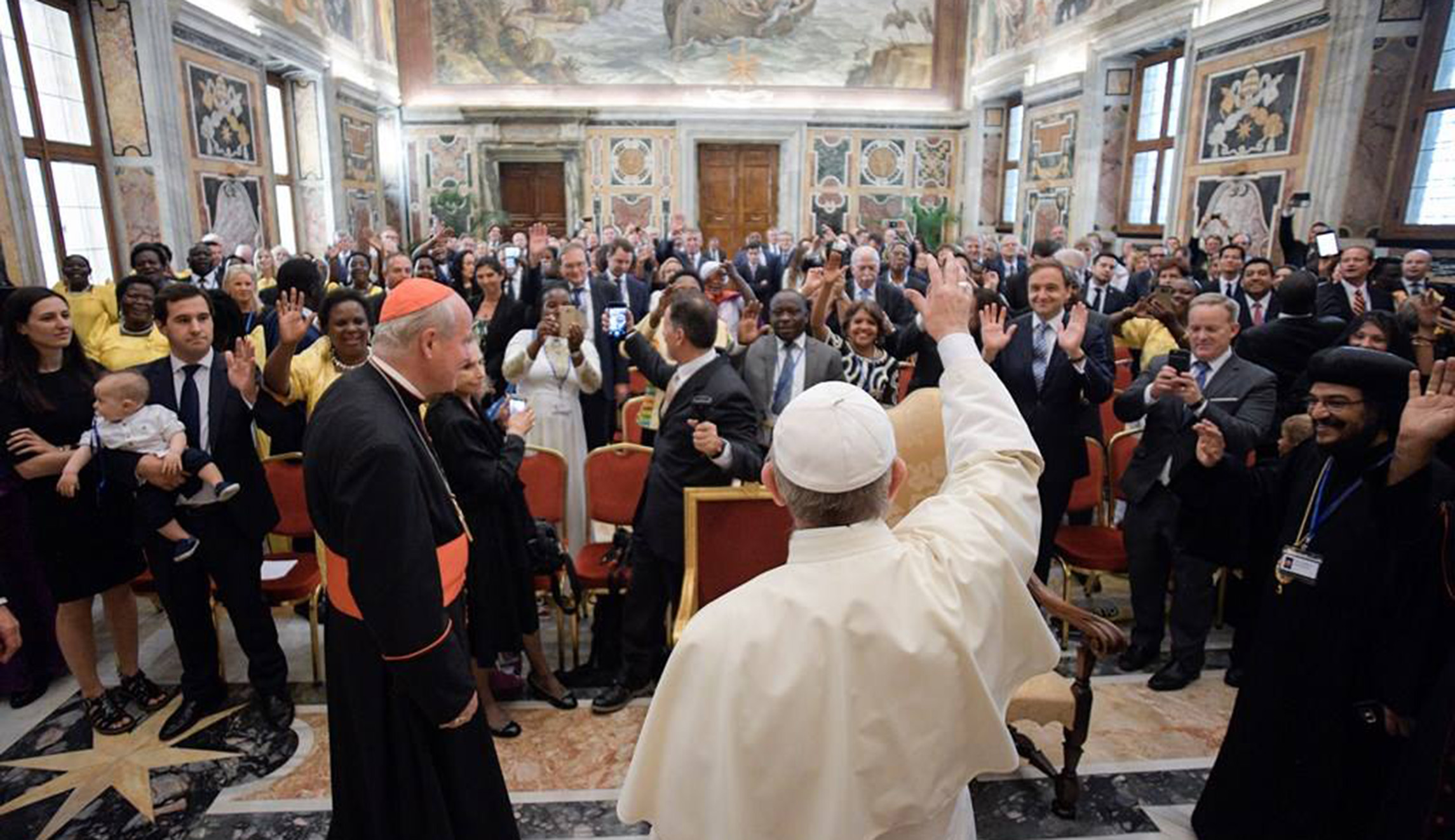 Sean Spicer finally meets Pope Francis