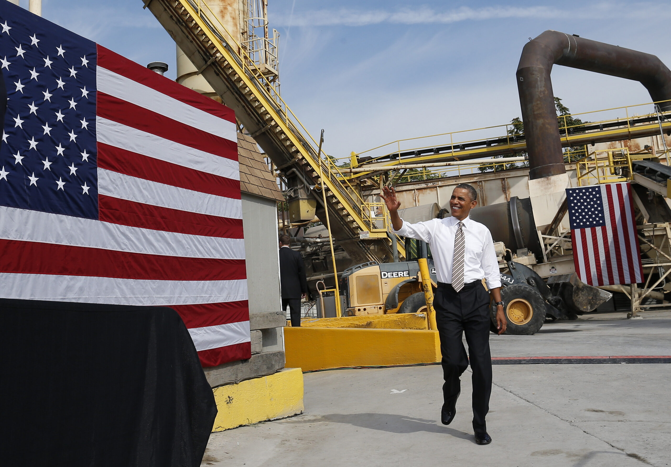 Obama says workers should not have right to strike