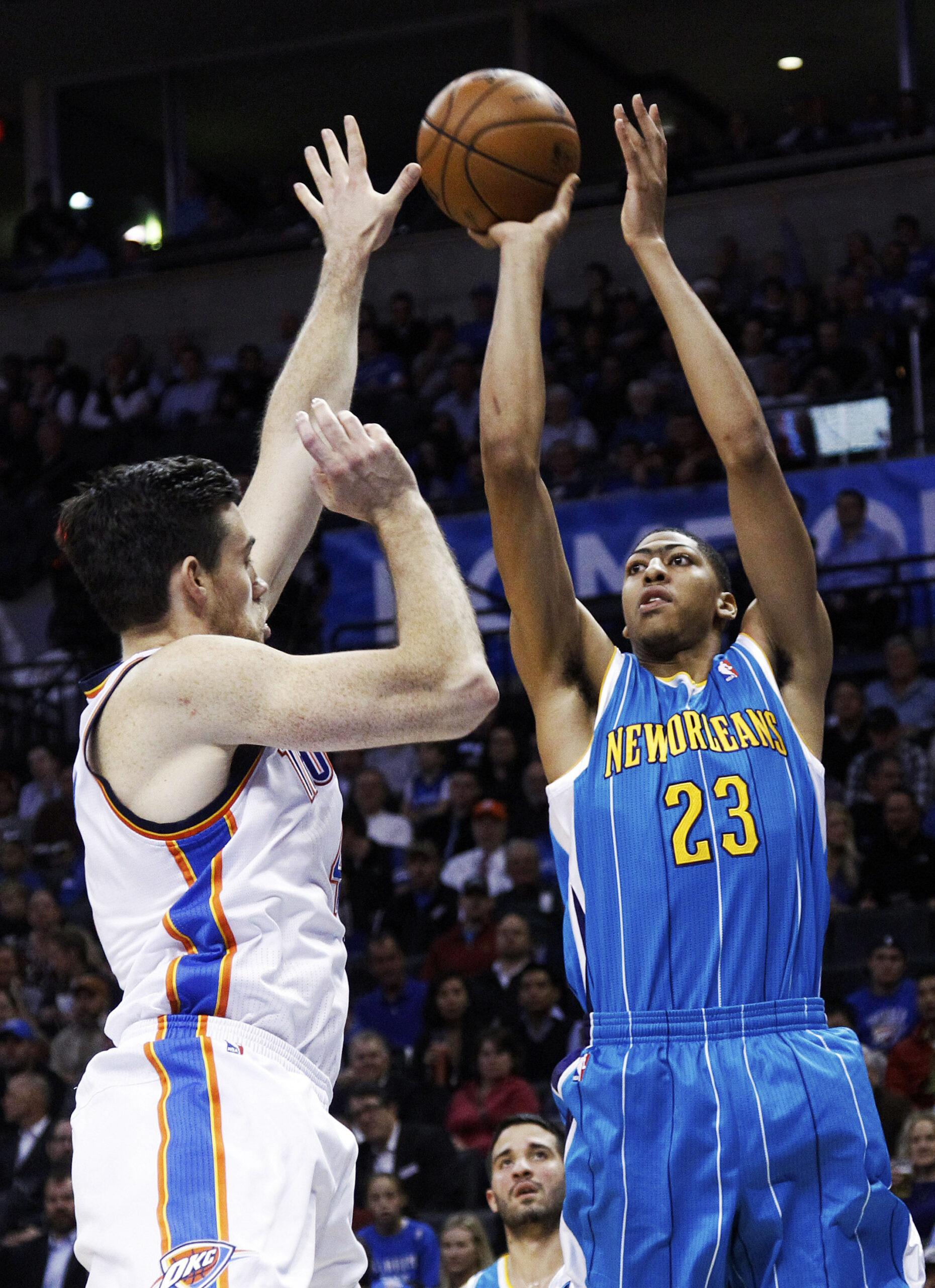 Thunder extend win streak to 9 with 92-88 victory