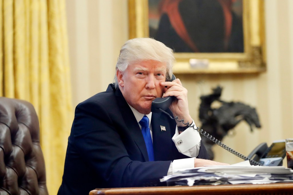 There’s one problem with reports Trump ‘revealed’ submarine locations to Duterte