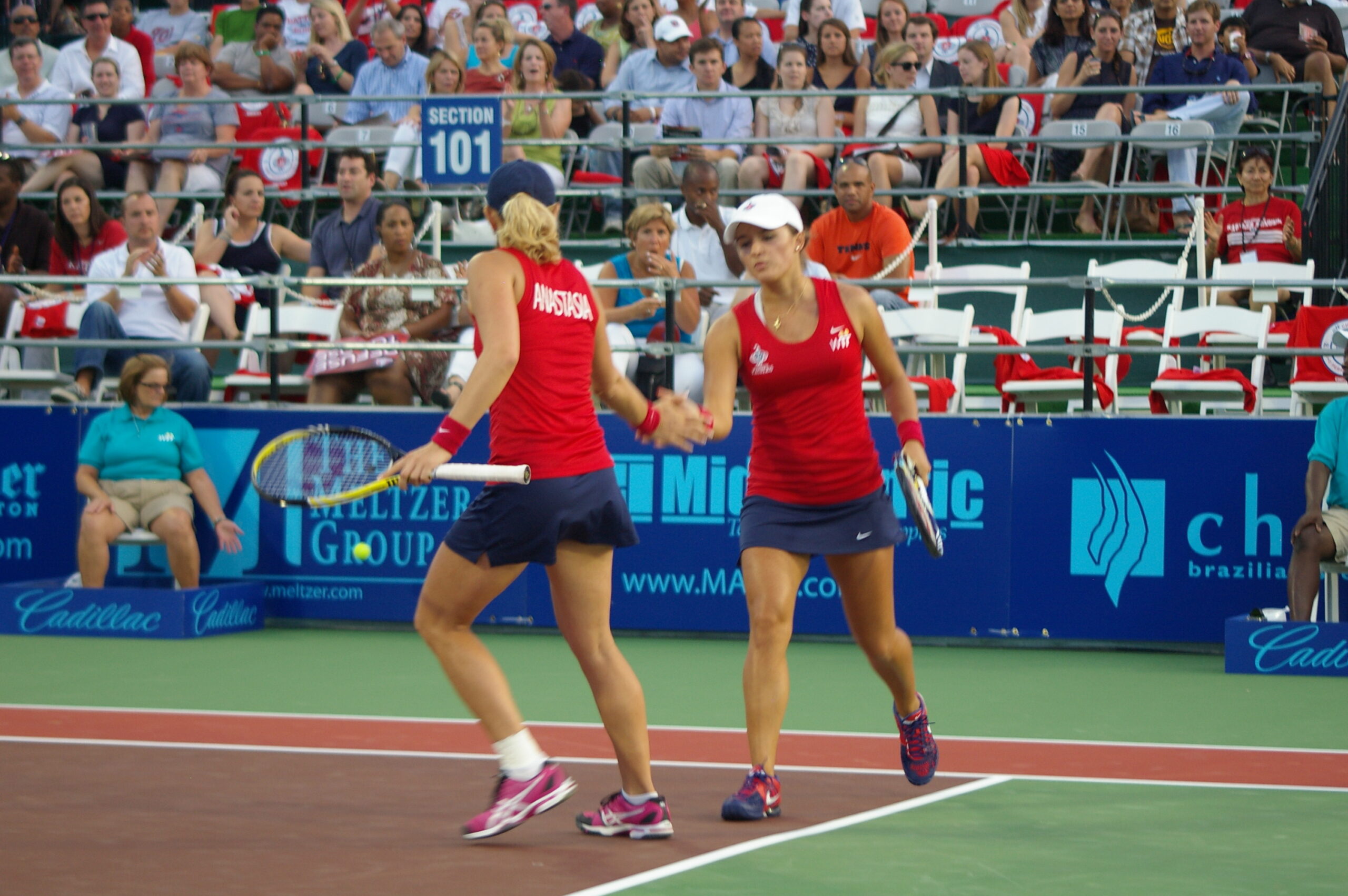 Kastles’ Rodionova sisters take on twins Sunday night
