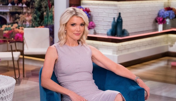 Megyn Kelly made a fashion magazine fact-check itself on Trump in the middle of an interview