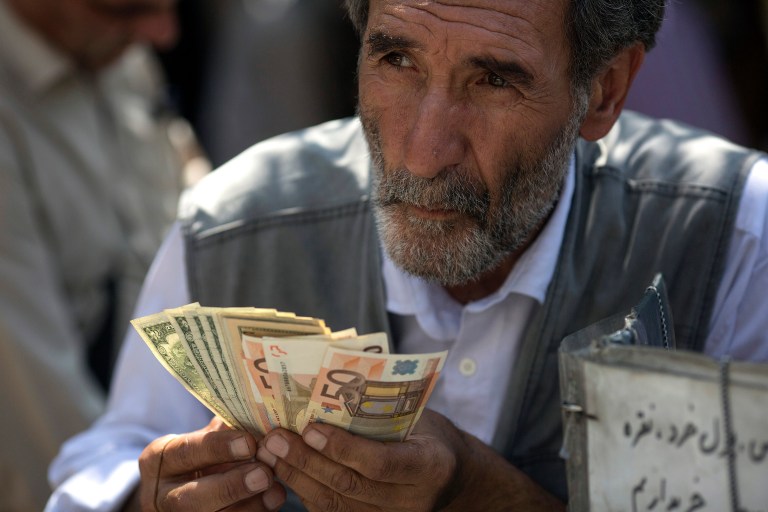 A State Department spokesman indicated that he agrees there are ways the U.S. can get Iran access to dollar-denominated transactions. (Simon Dawson/Bloomberg)