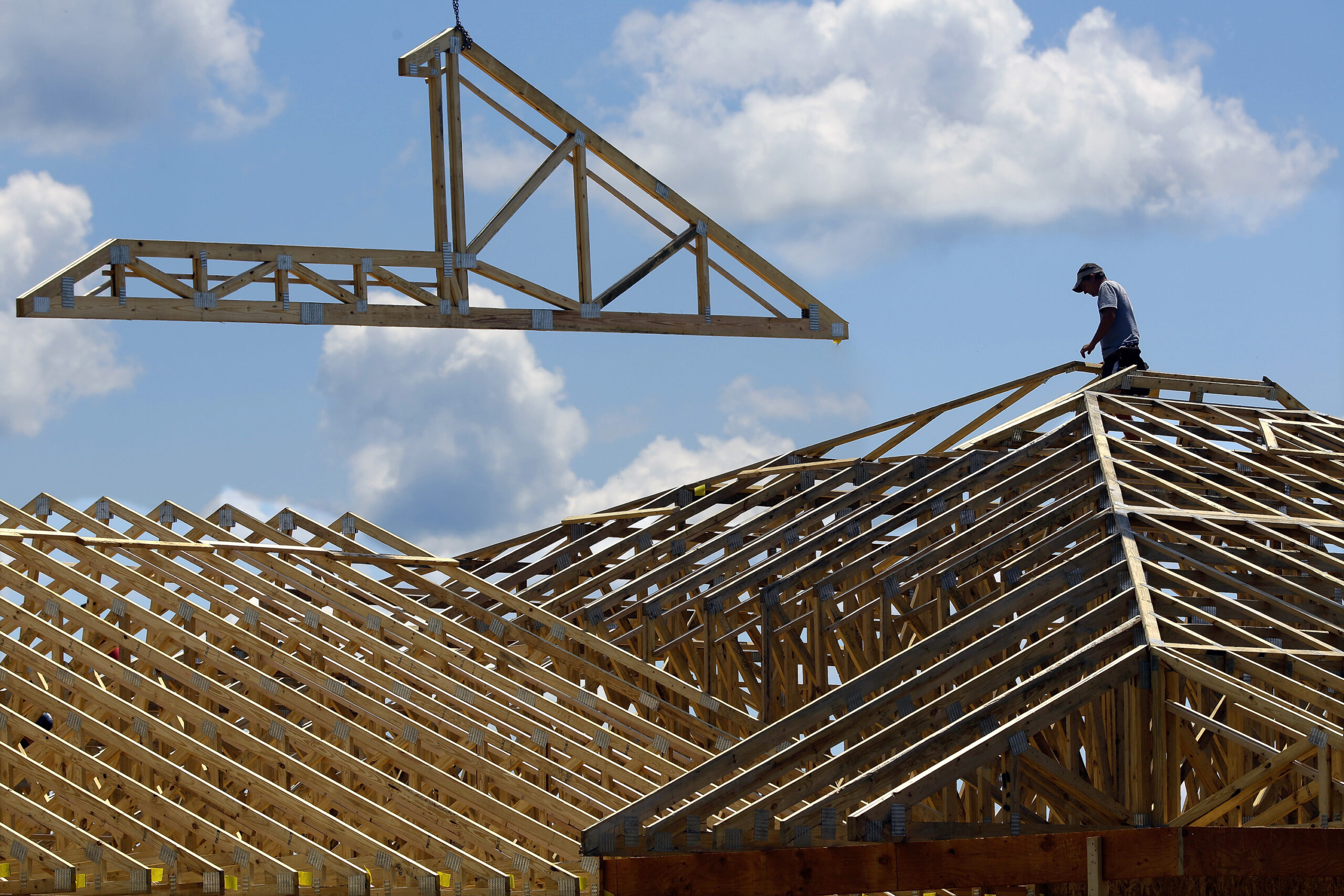 Quinn, Rauner use jobs claims as campaign weapons