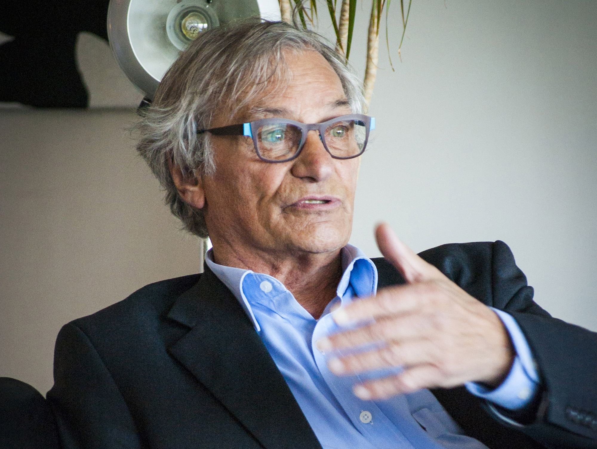 Belgian modern art director Jan Hoet dies at 77