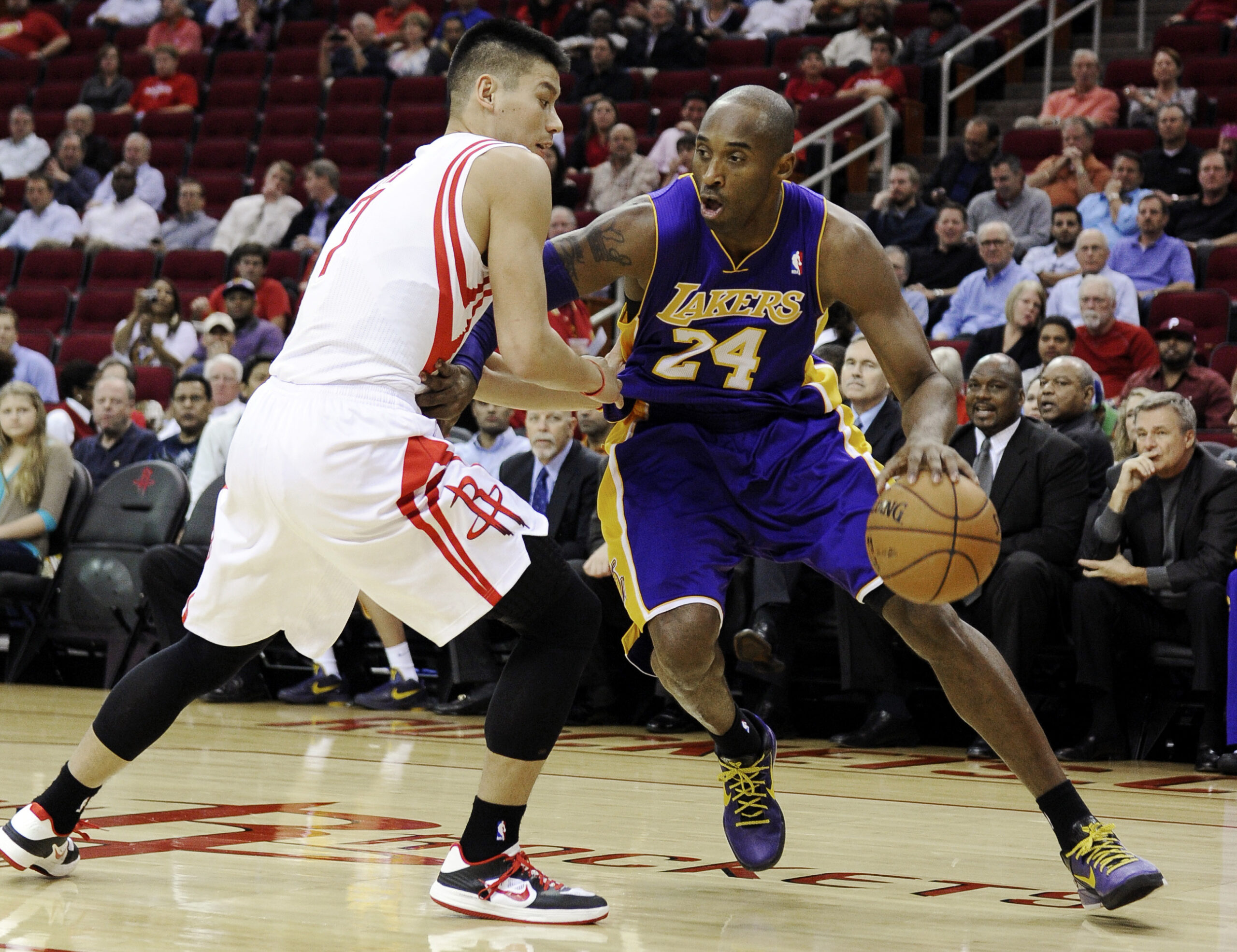 Douglas leads Rockets over Lakers 107-105