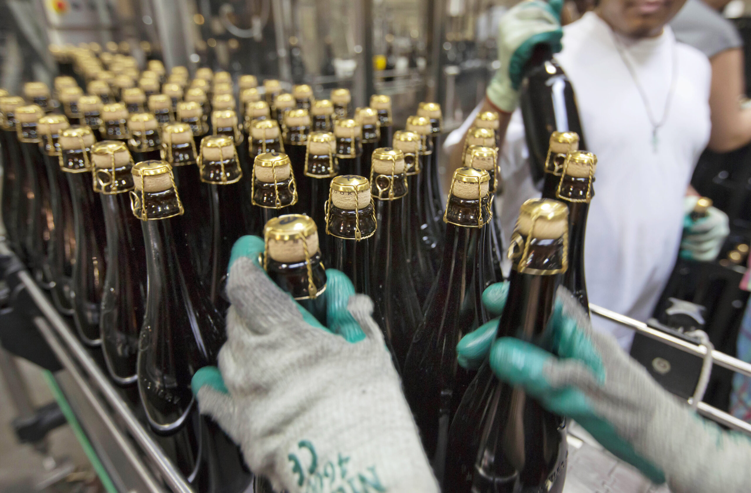 NY factory activity grows more slowly in October