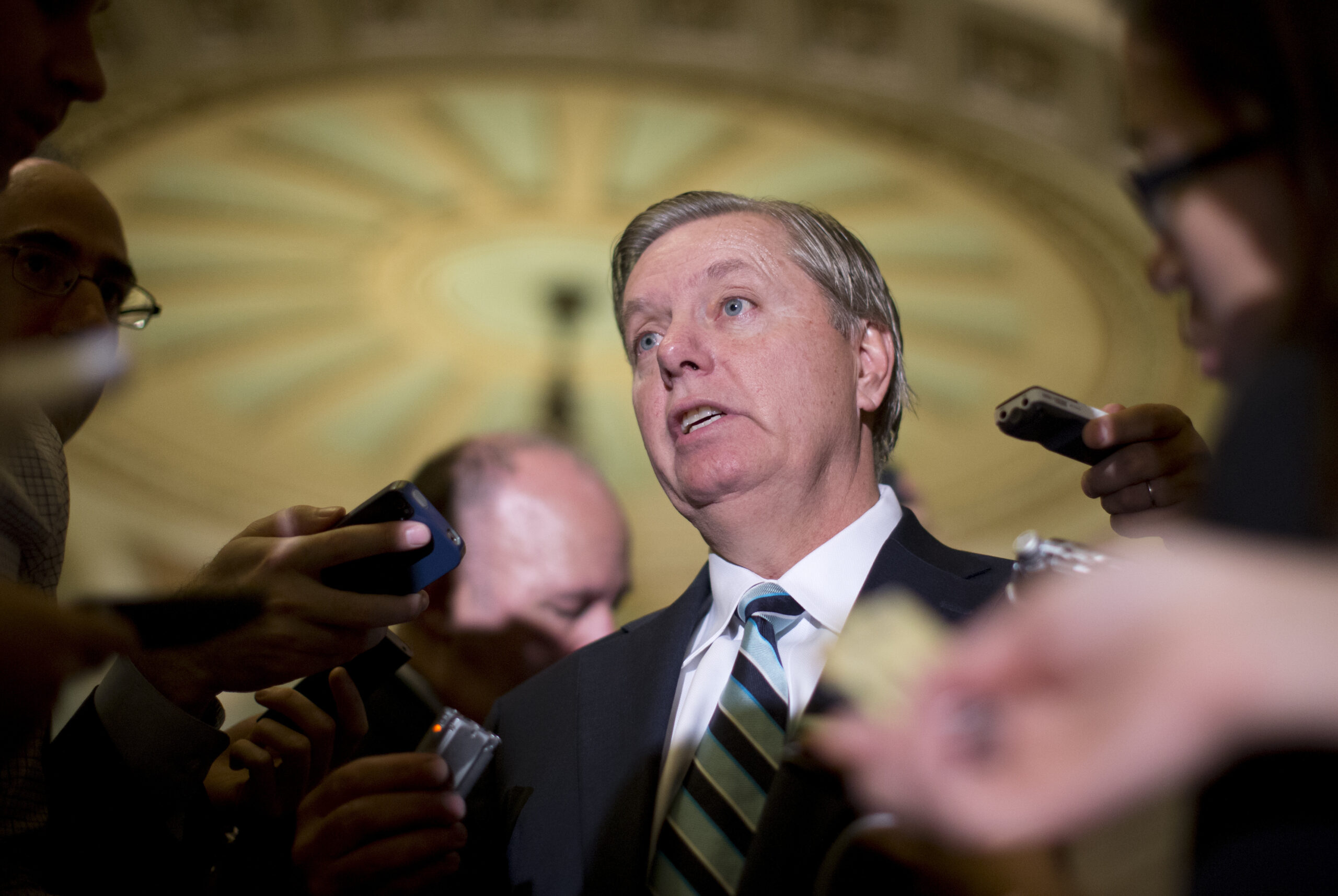 Lindsey Graham to introduce 20-week abortion ban