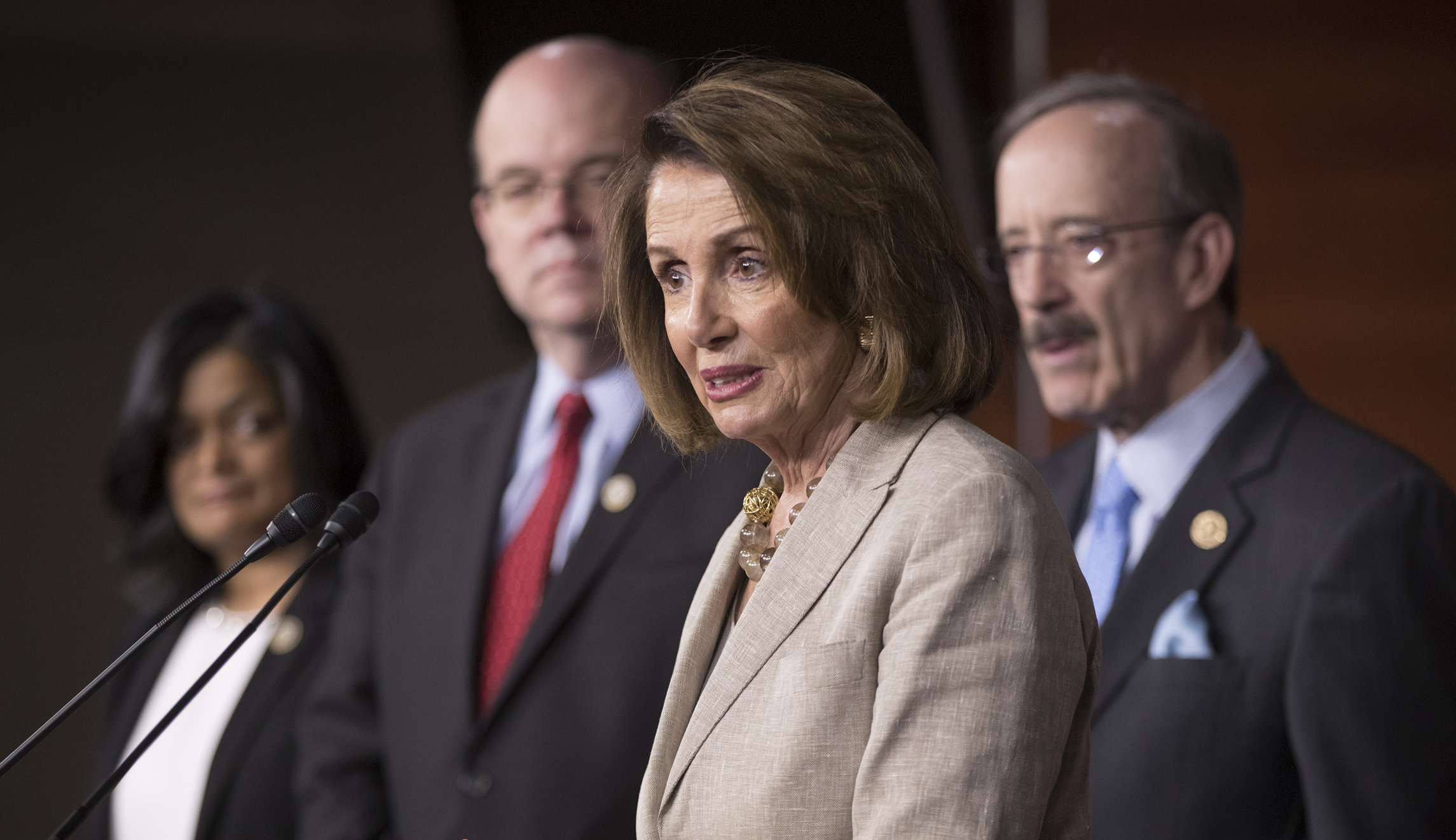 Democrats fear Trump will steal trade issue