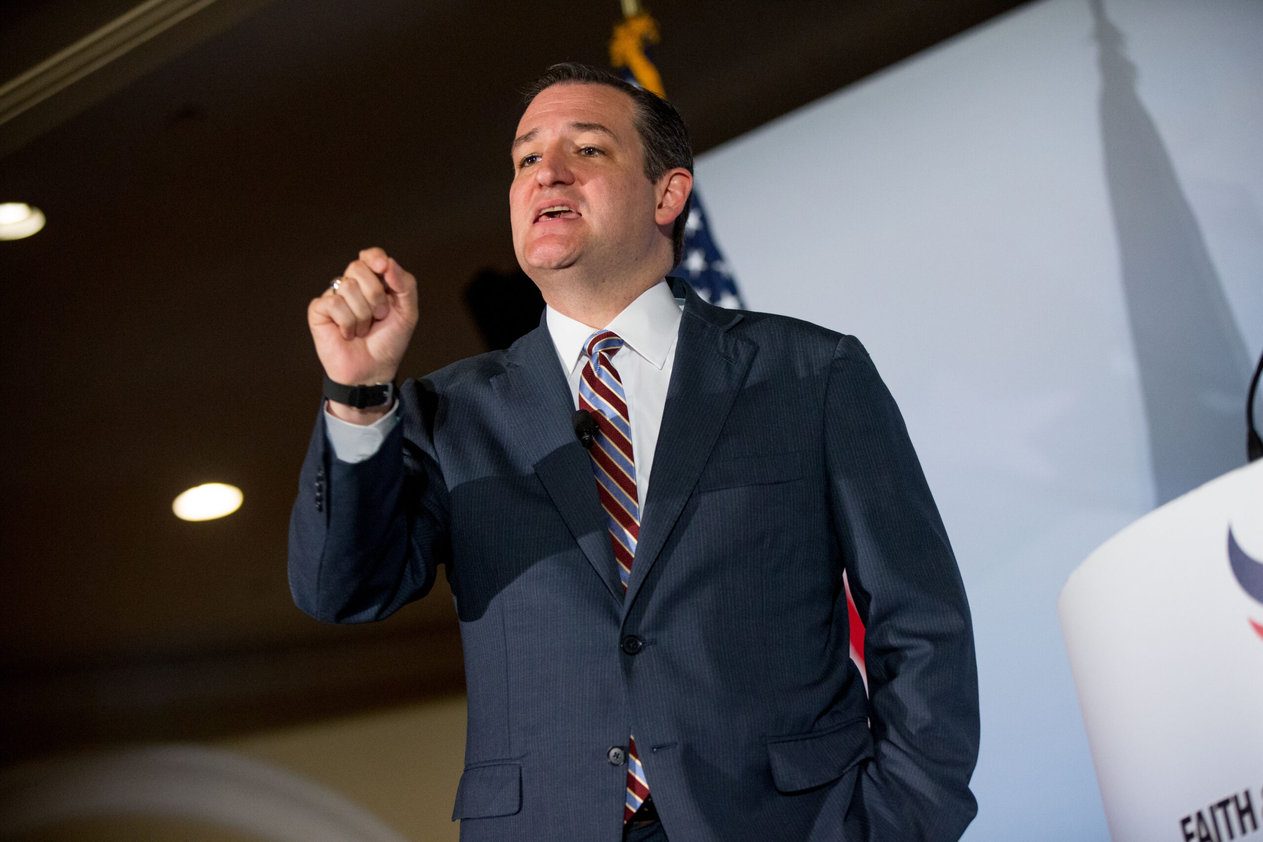 Ted Cruz: Justice Roberts wore ‘Obama jersey’ for Obamacare decision
