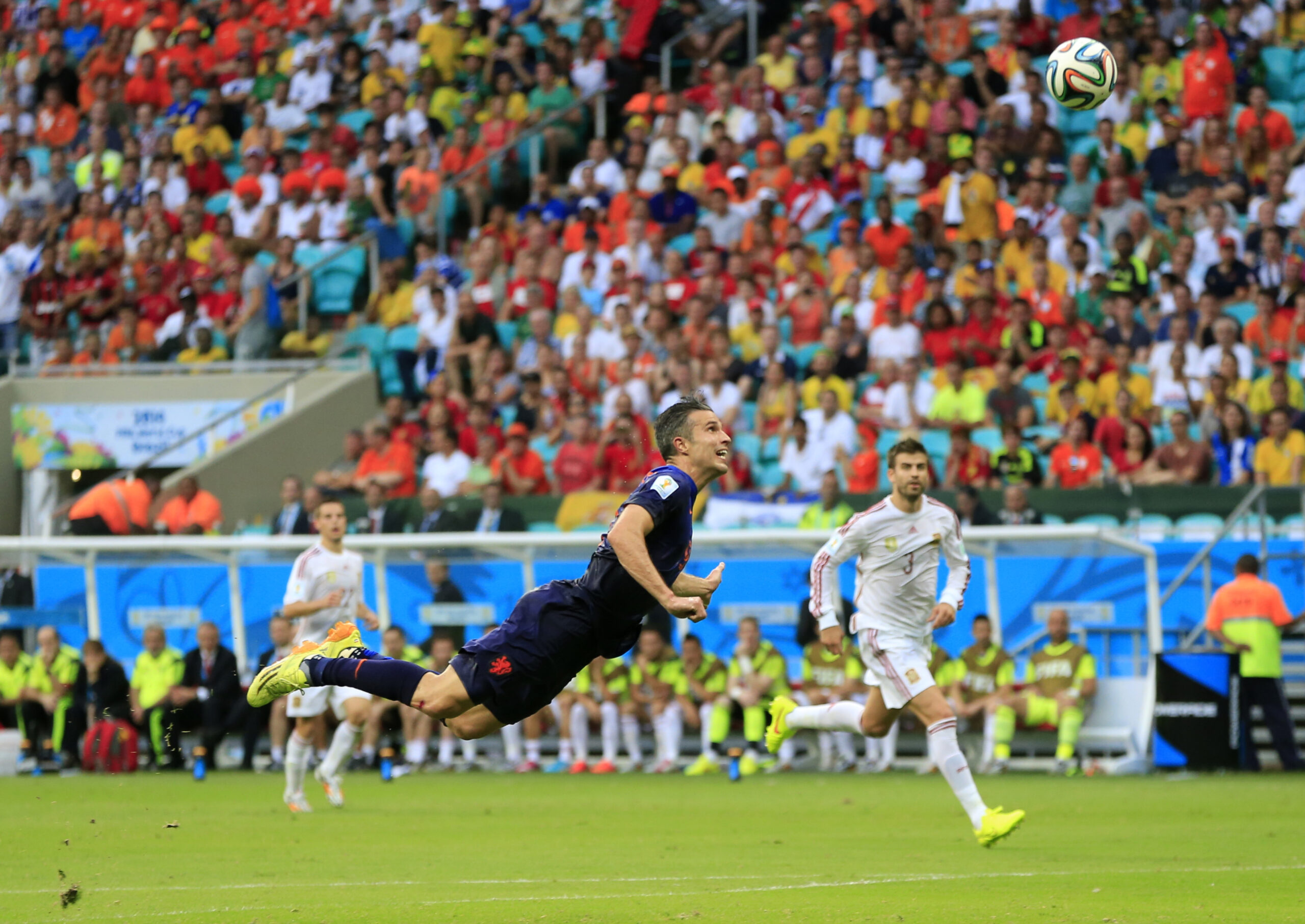 Netherlands thrashes Spain 5-1 in World Cup opener