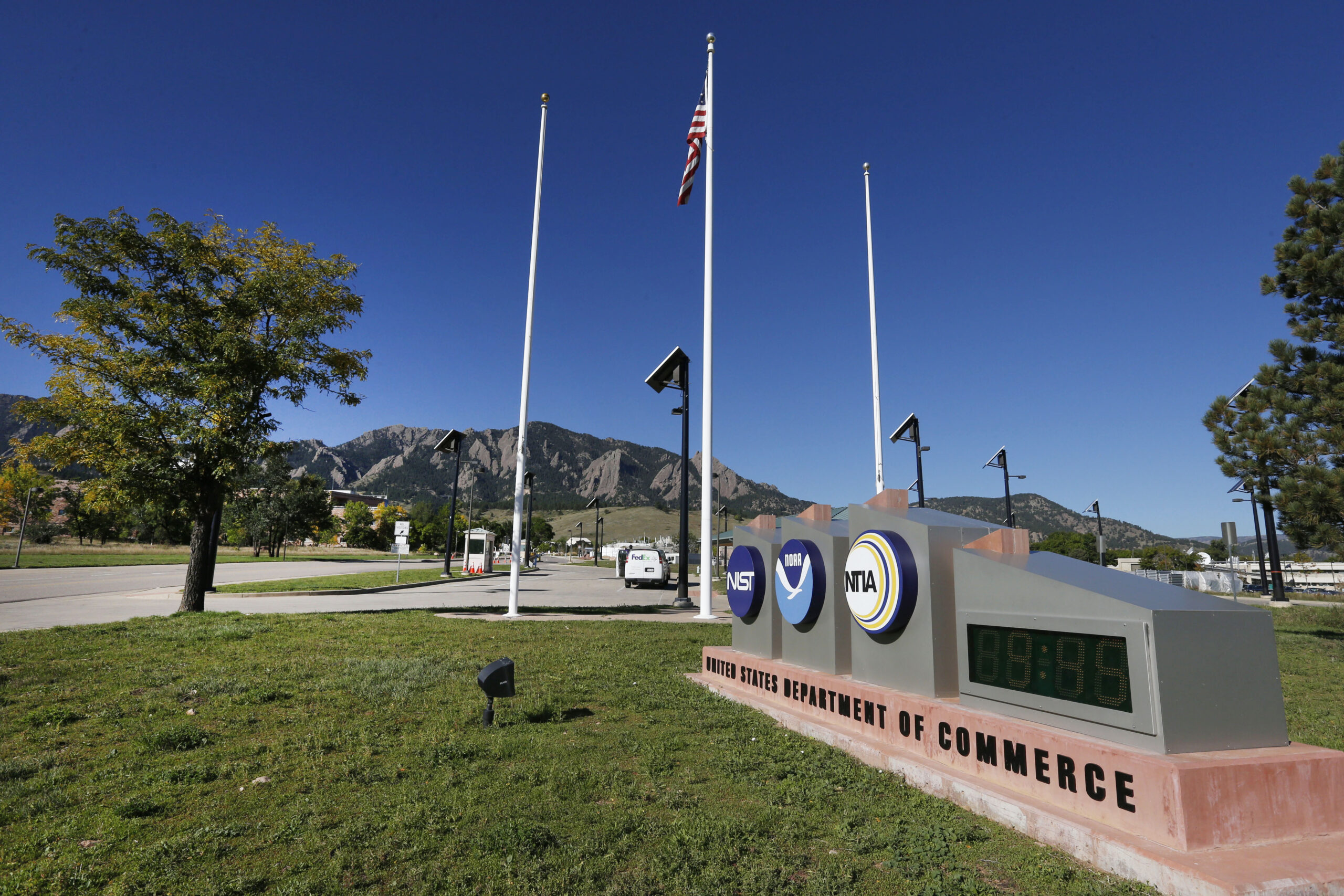 Investigation ordered into explosion at possible meth lab at federal agency
