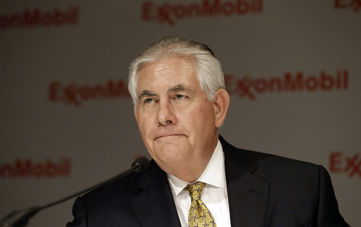 Gates, Rice praise Tillerson pick