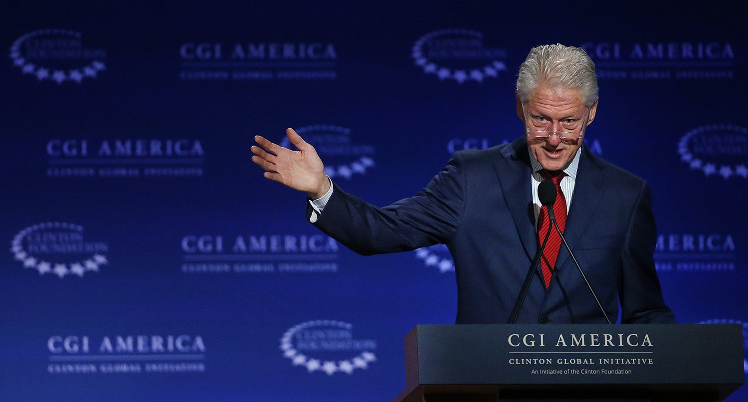 Clinton Foundation to refuse overseas cash if Hillary wins