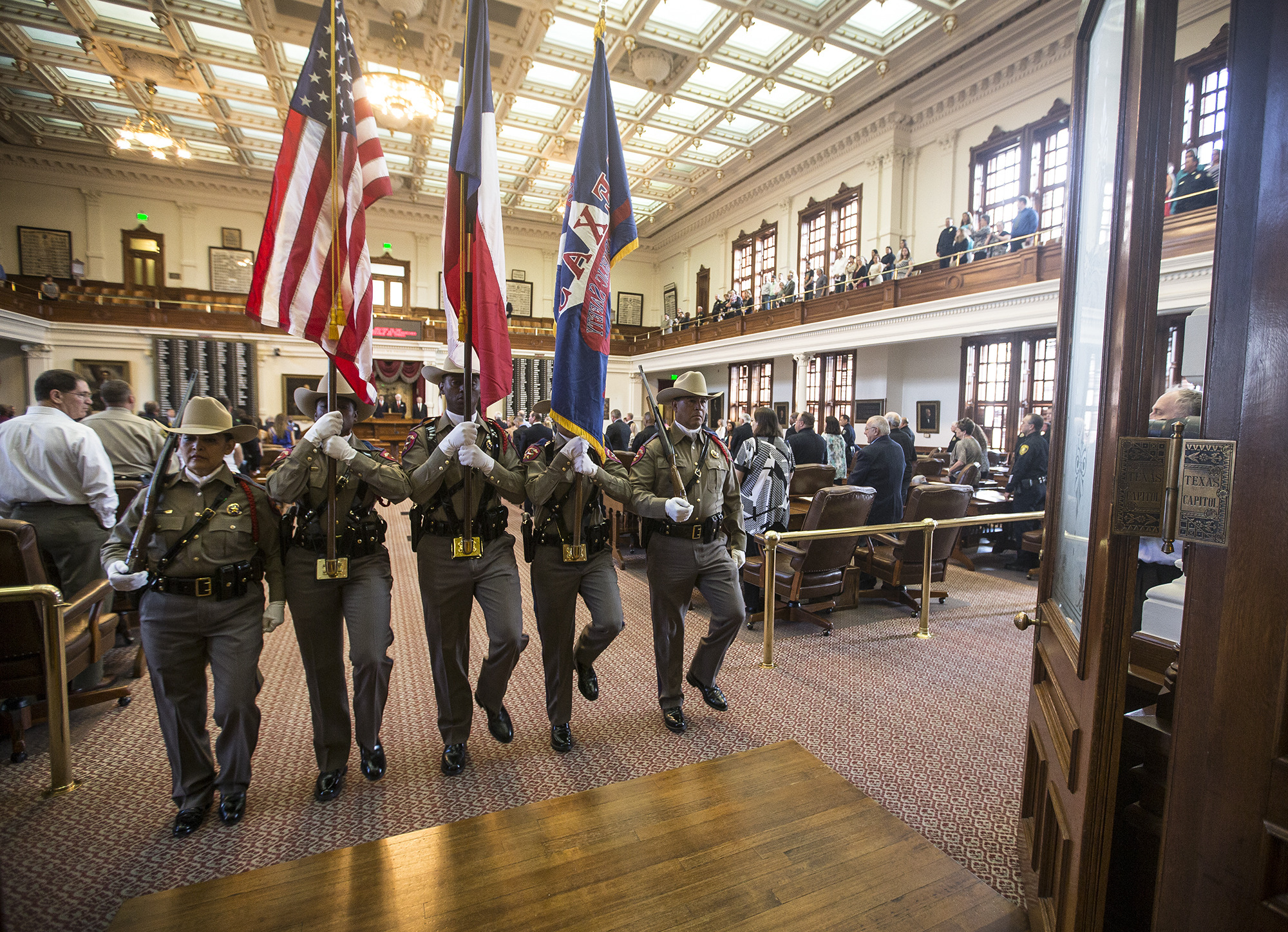 Texas honors injured, fallen police, firefighters