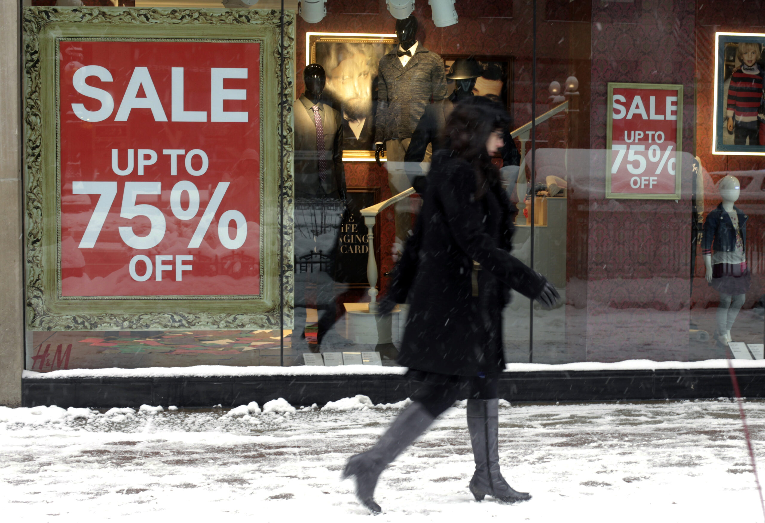 US consumer confidence hits highest since August
