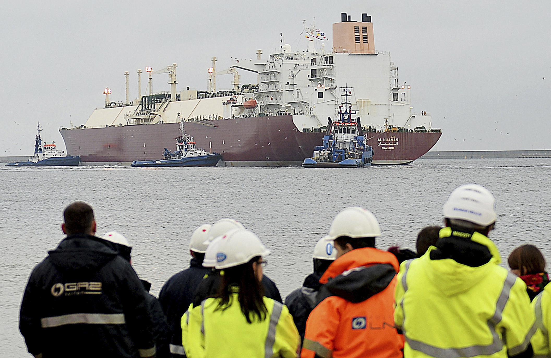 Trump LNG export policy sparks clash between big energy users and gas industry