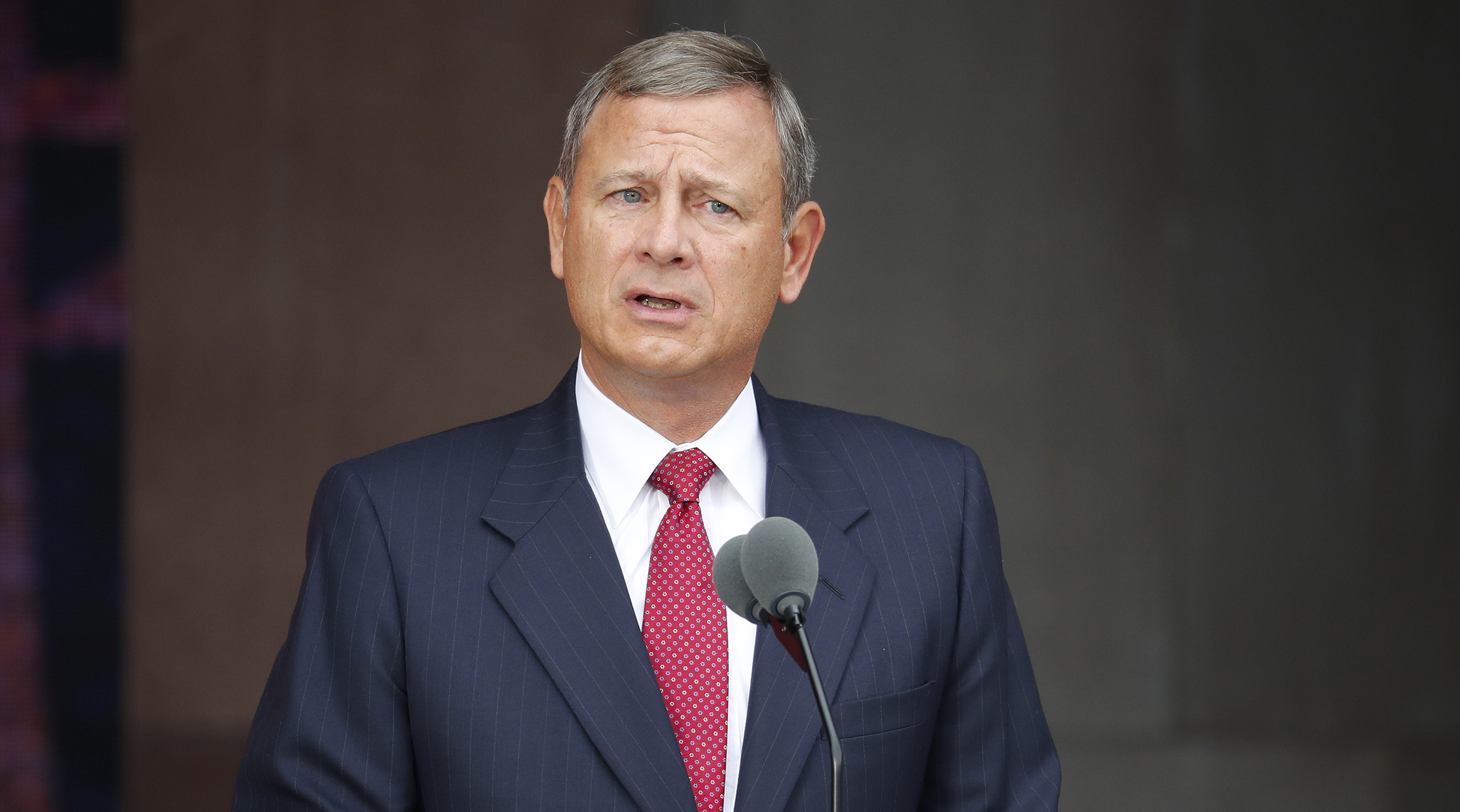 Trump and Chief Justice John Roberts meet ahead of swearing-in ceremony
