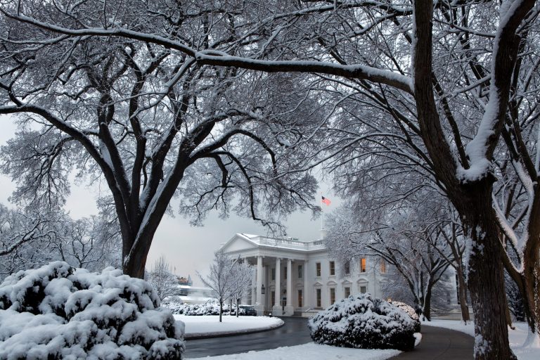 Obama Stuck in Bad Traffic Due to Inch of Snow
