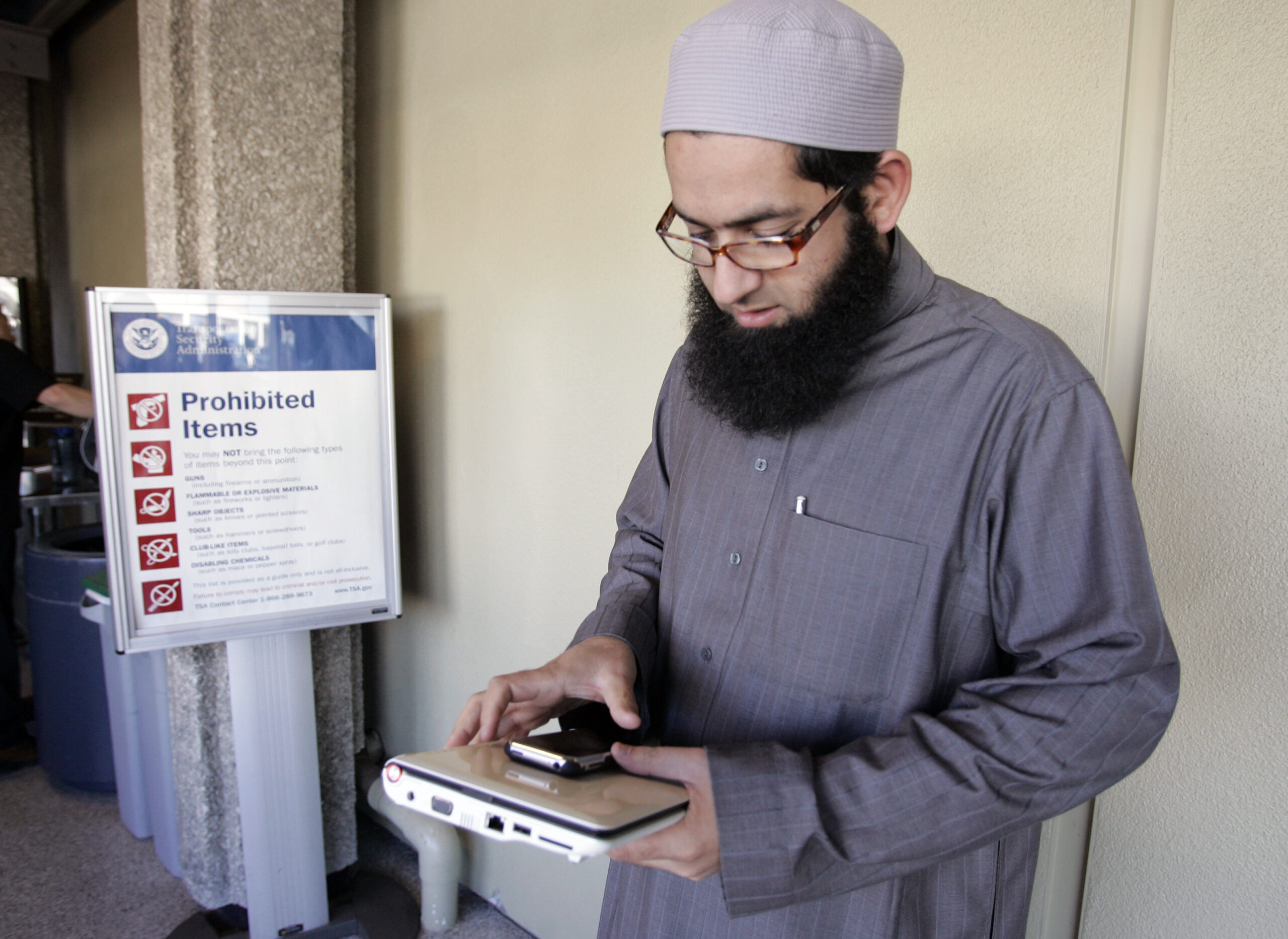 Supreme Court takes up warrantless cellphone searches