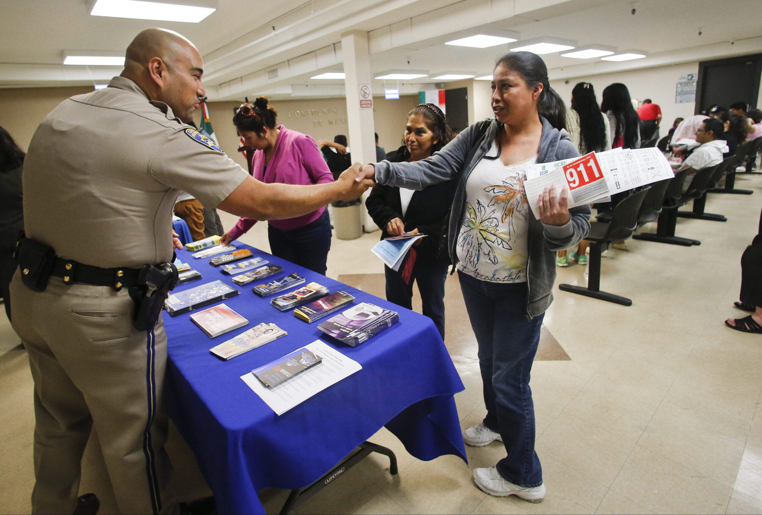 White House touts economic benefits of immigration moves