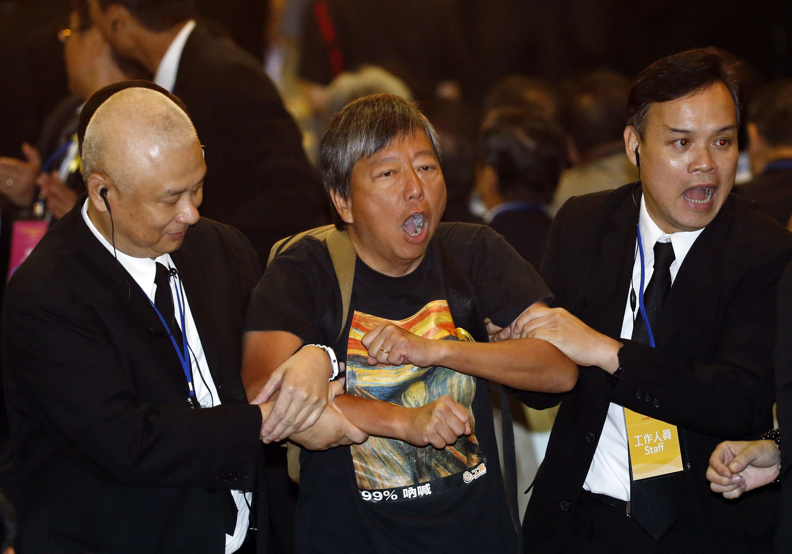 Beijing faces defiance in Hong Kong on vote reform