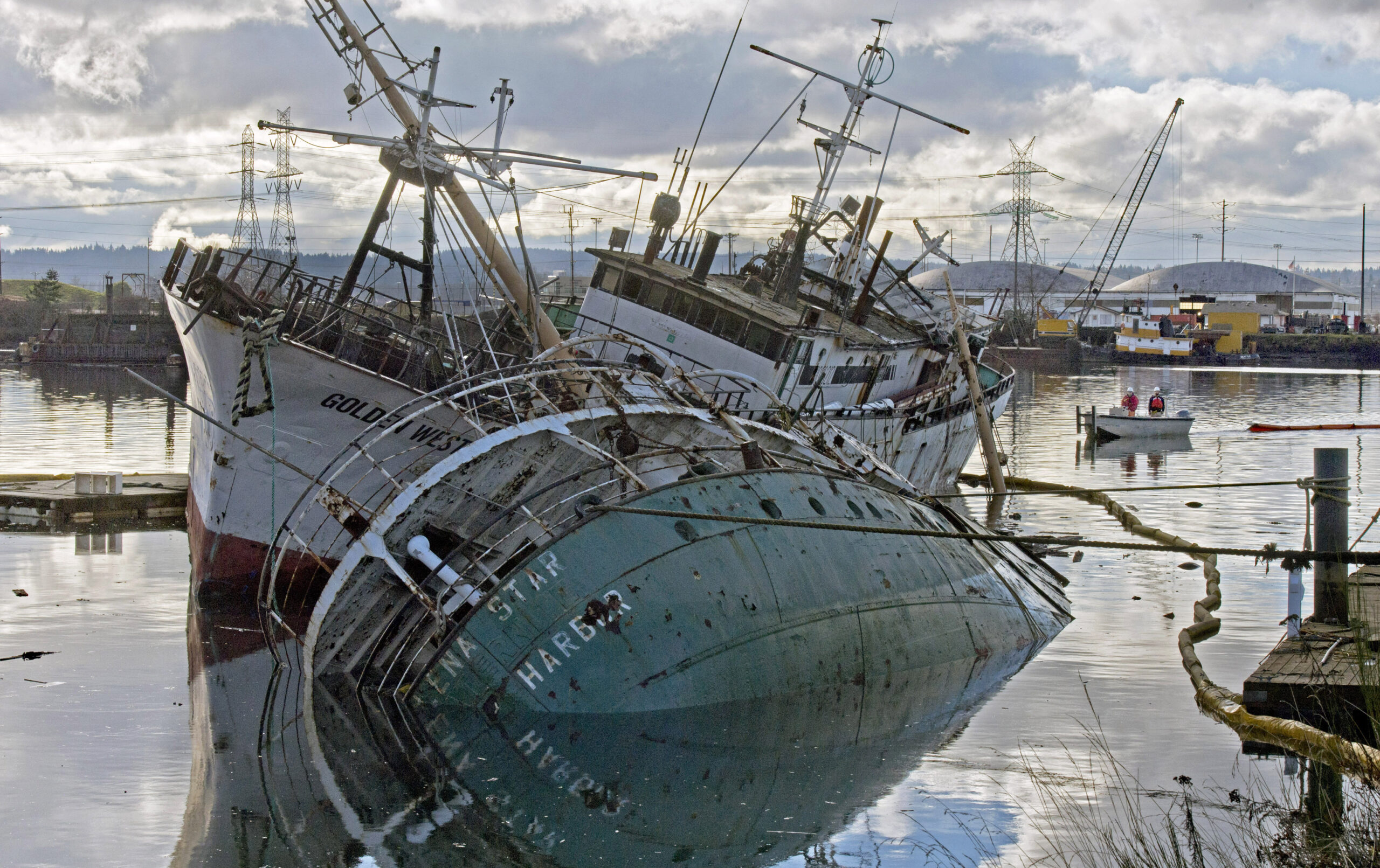 Washington state stuck with bill when people ditch boats