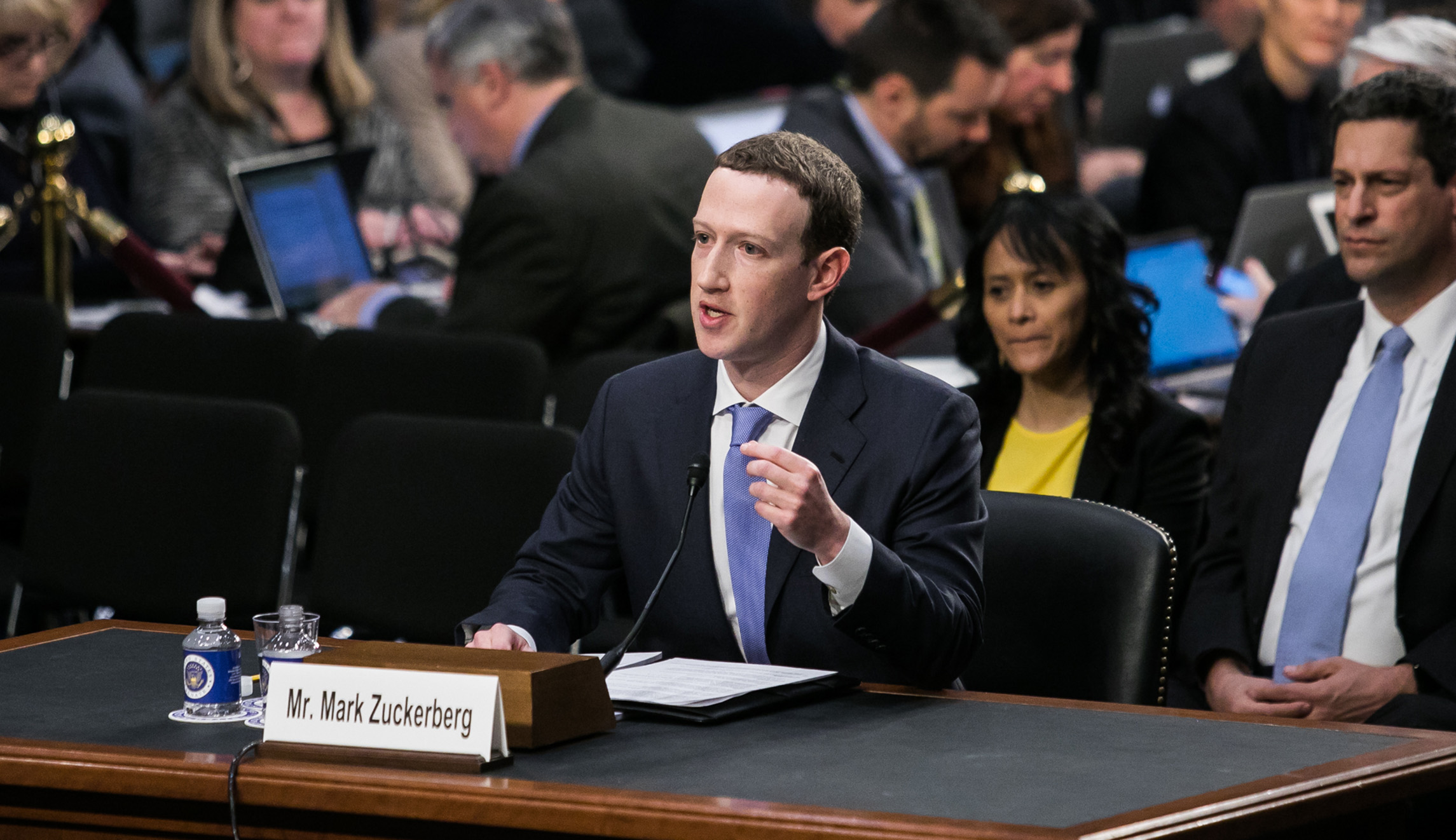 Mark Zuckerberg confirms Facebook working with special counsel’s office