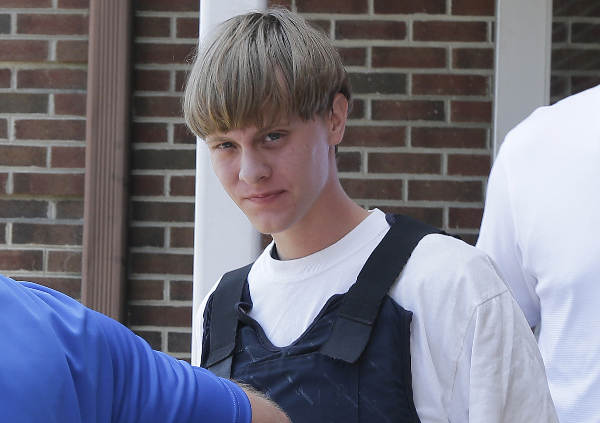 Dylann Roof ruled competent to represent himself