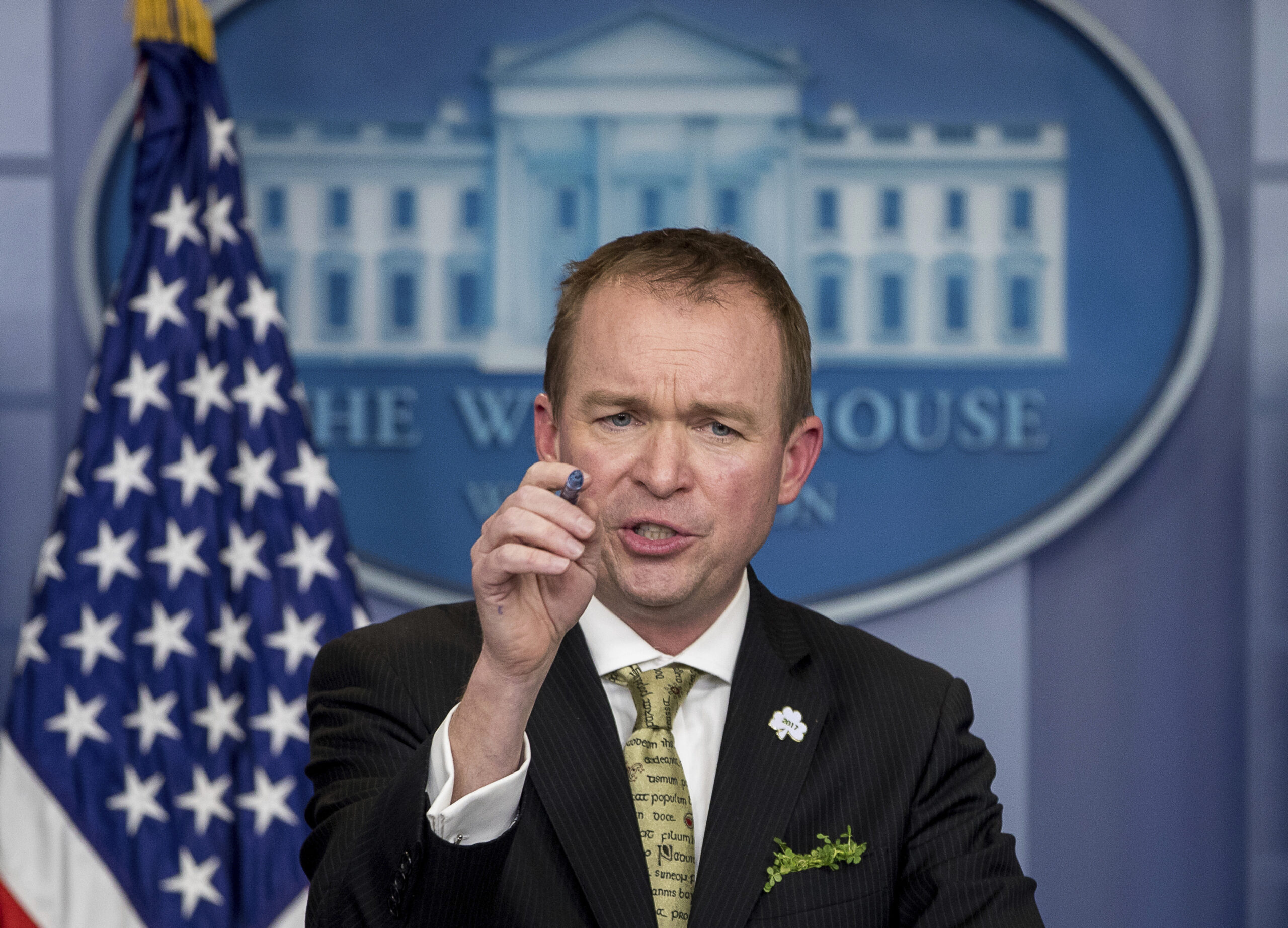Trump to lift hiring freeze on Wednesday
