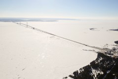 Sunken Great Lakes oil pipeline in Michigan raises spill fears