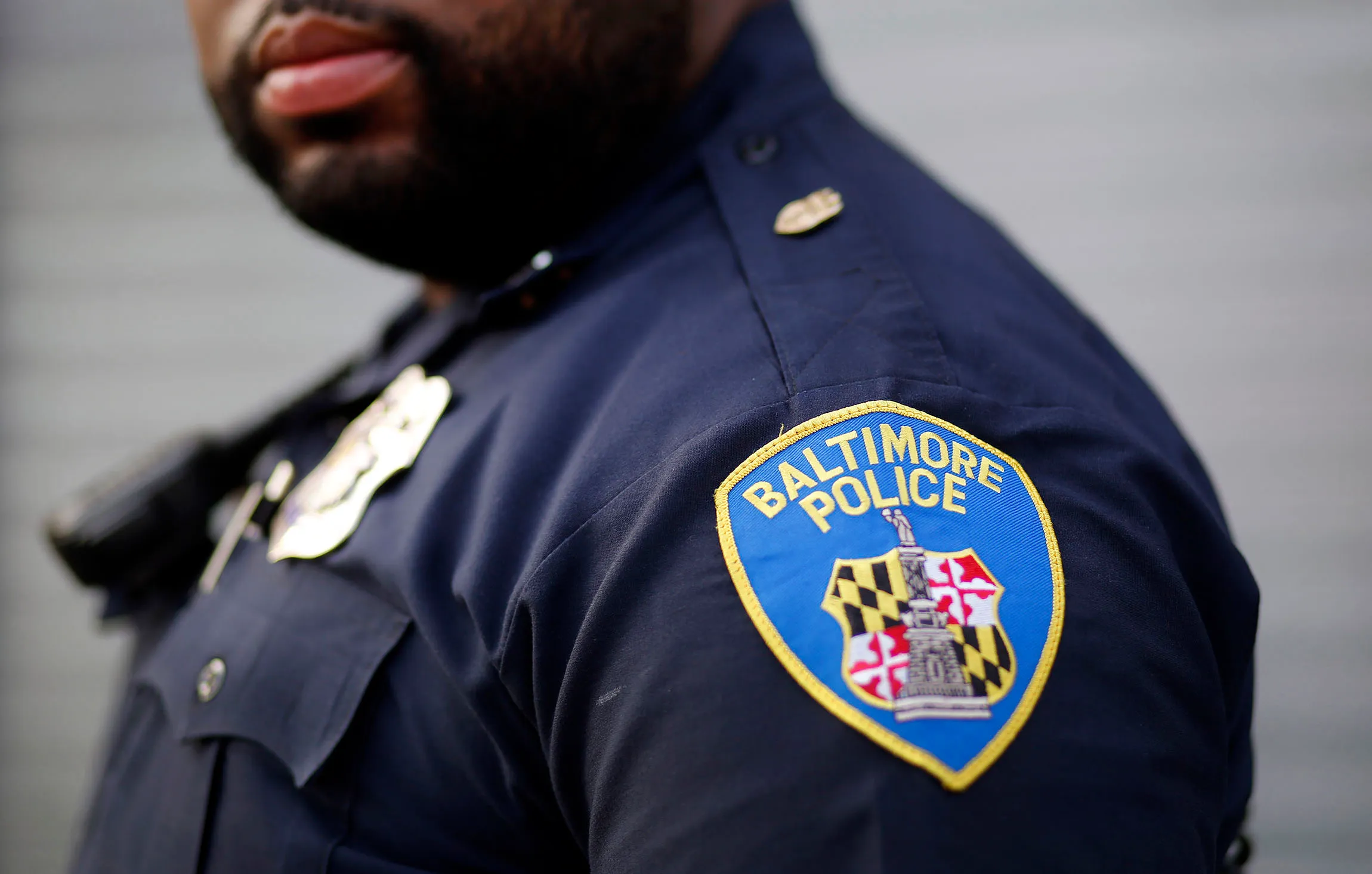VIDEO: Crowd stomps on Baltimore police officer during attempted arrest