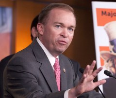 Top Tea Partier laments Trump, GOP ‘circular firing squad’