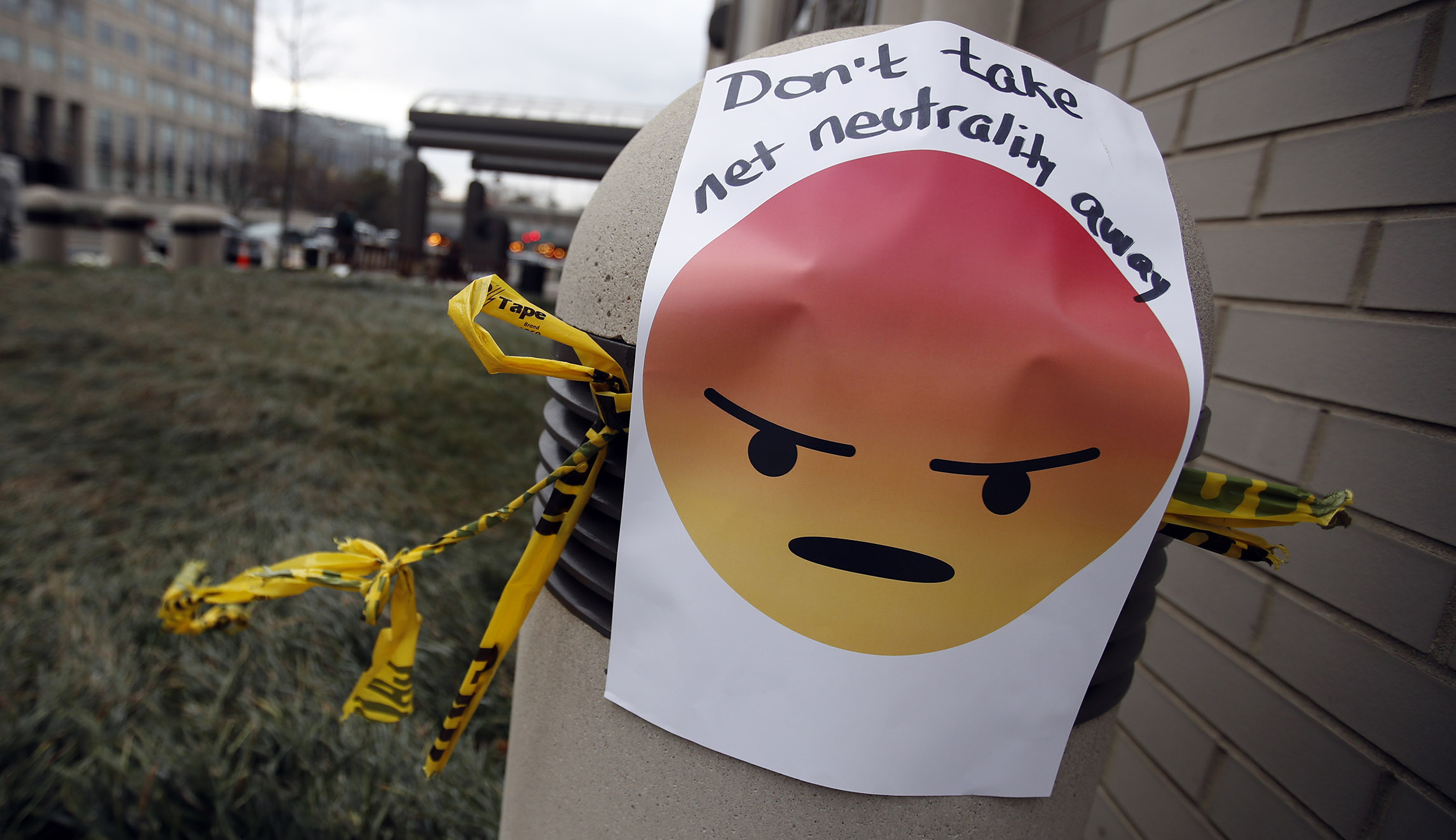Senate Democrats file petition to force vote on ‘net neutrality’
