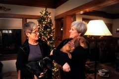 Gregoire signs Wash. gay marriage law