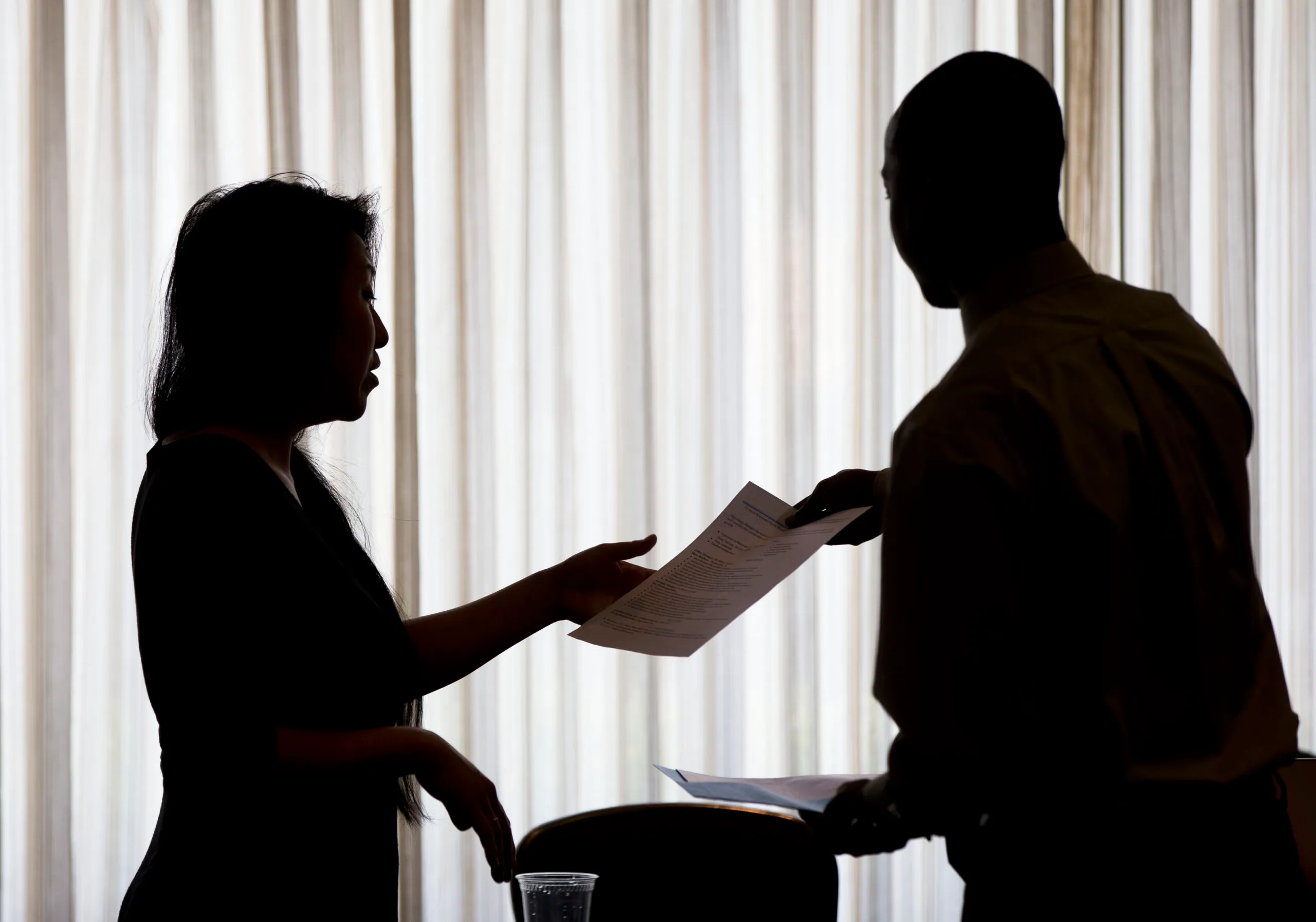 Jobless claims fall back to 258,000 to start December