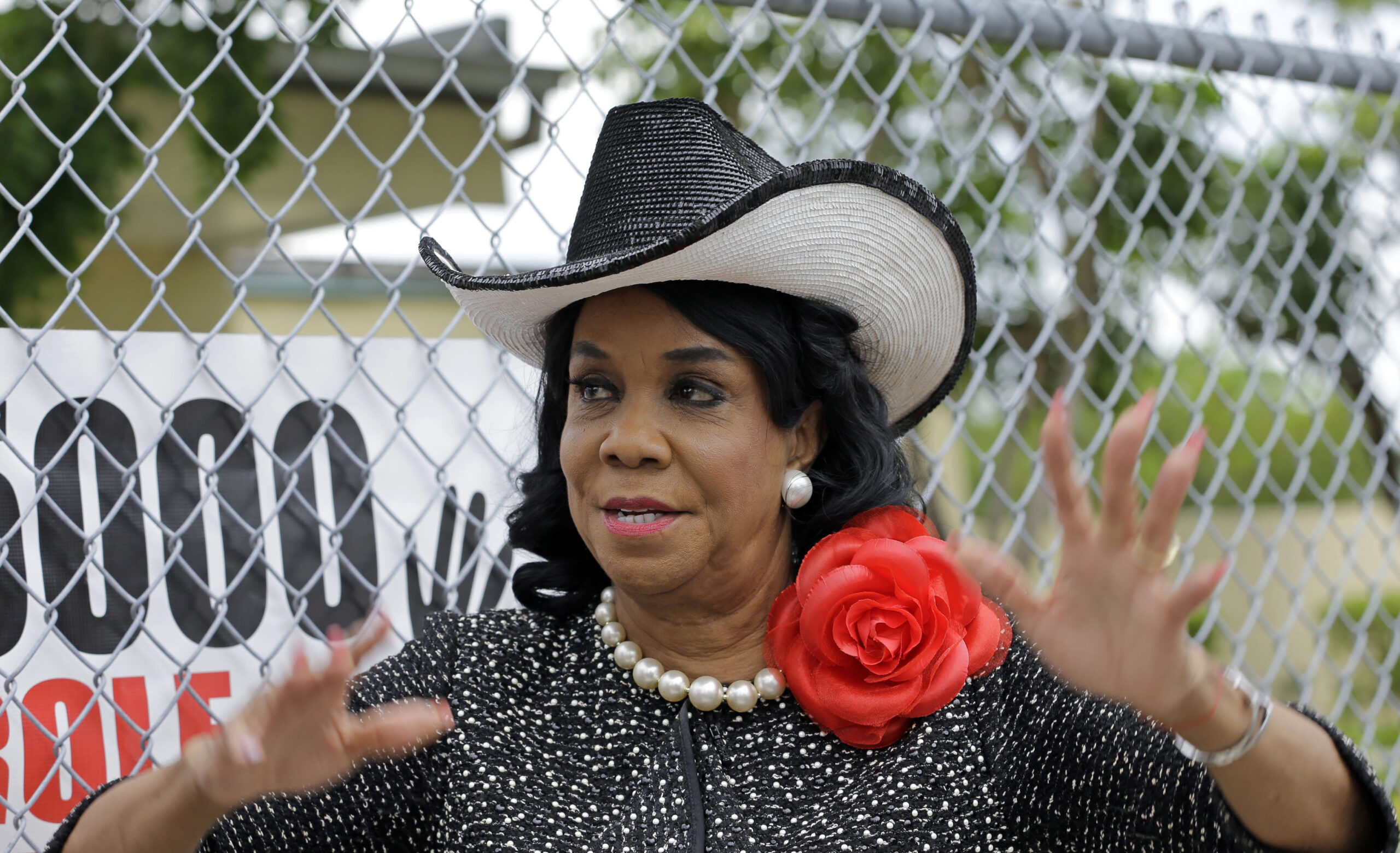 Frederica Wilson: John Kelly ‘a puppet’ who ‘owes an apology to the American people’