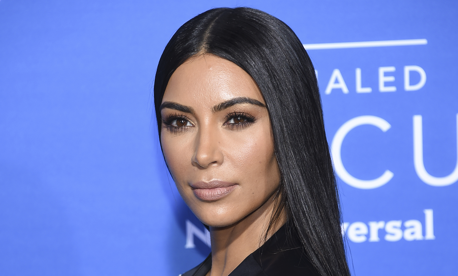 Kim Kardashian tweets support for Obamacare and Planned Parenthood