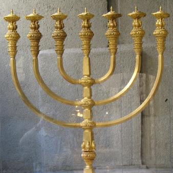 Europe’s Jewish Population Continues to Plummet