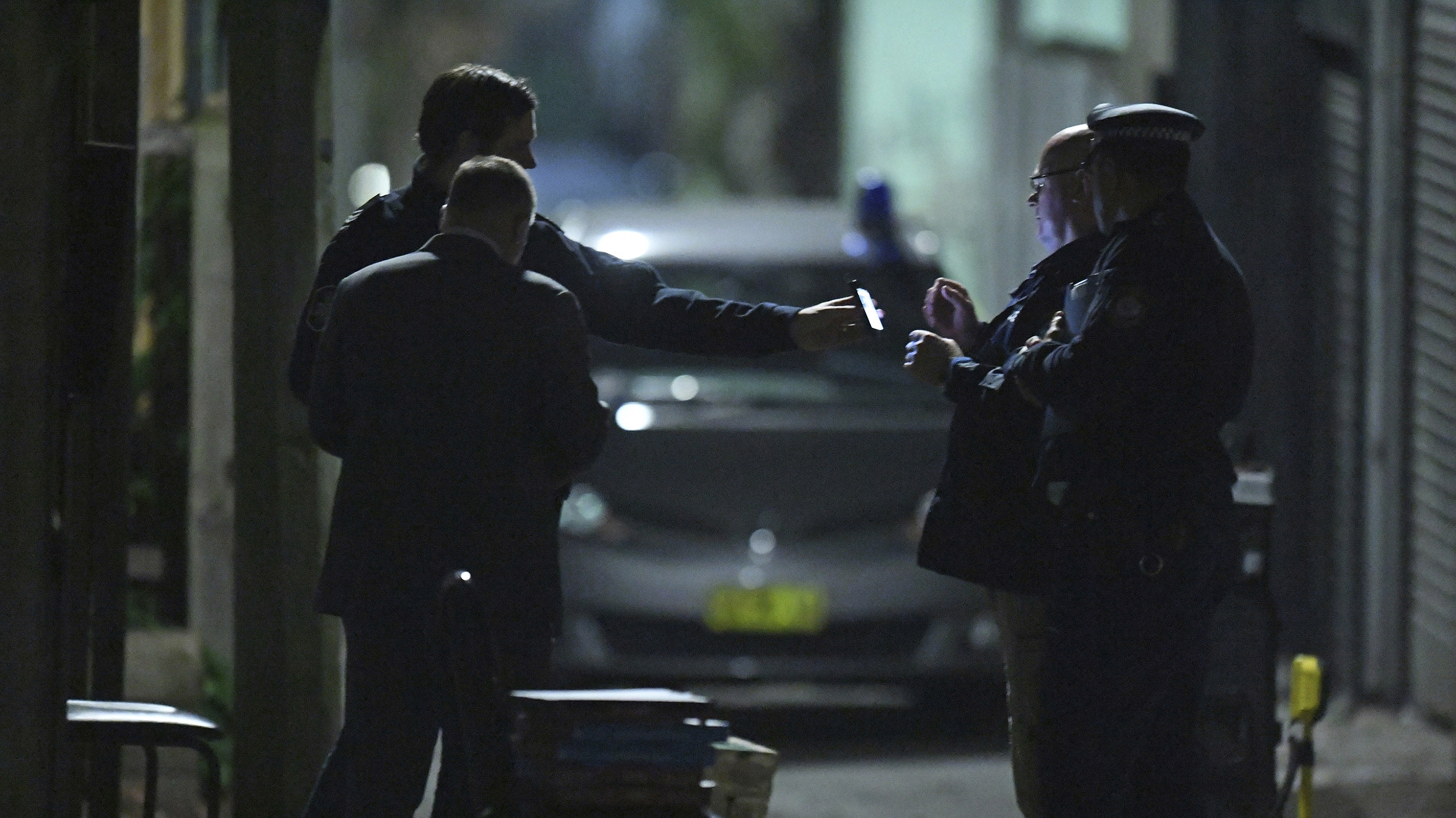 Police arrest four, disrupt terrorist plot in Australia to ‘bring down an airplane’